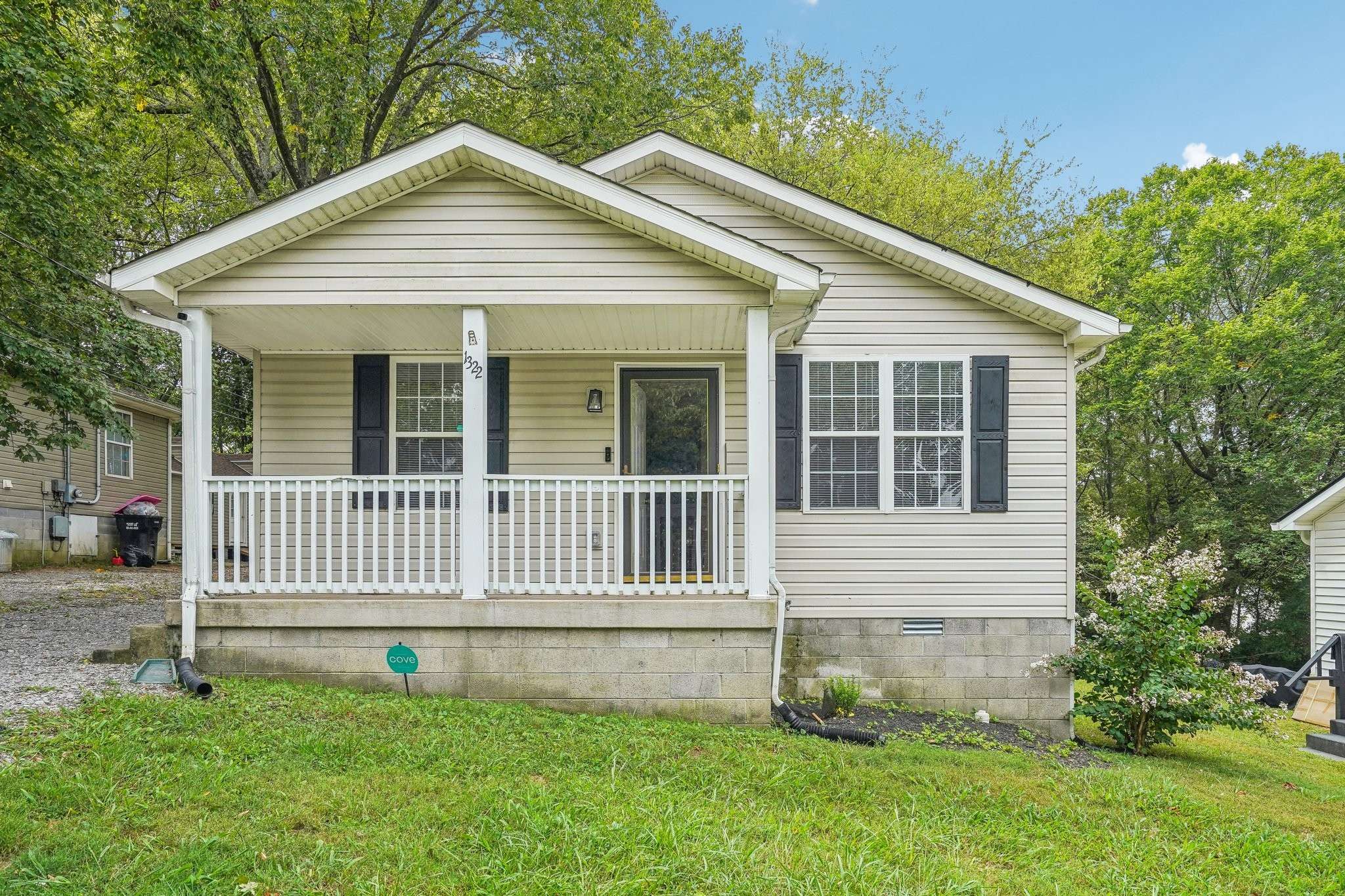 Clarksville, TN 37040,1322 Vine St