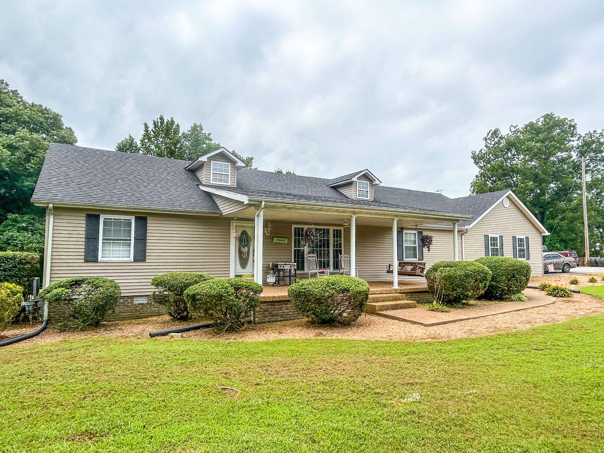 Henry, TN 38231,5785 Henry Mansfield Rd