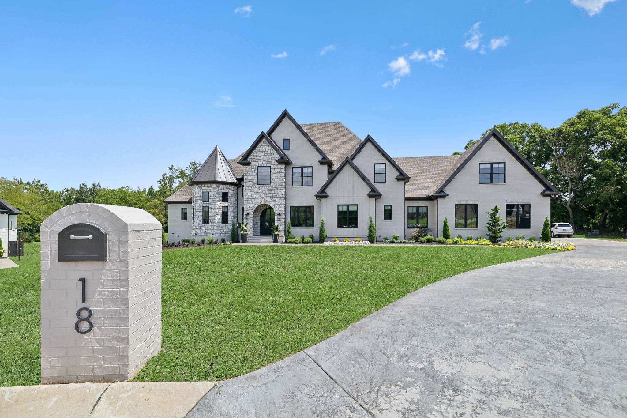 Mount Juliet, TN 37122,18 Heron Way