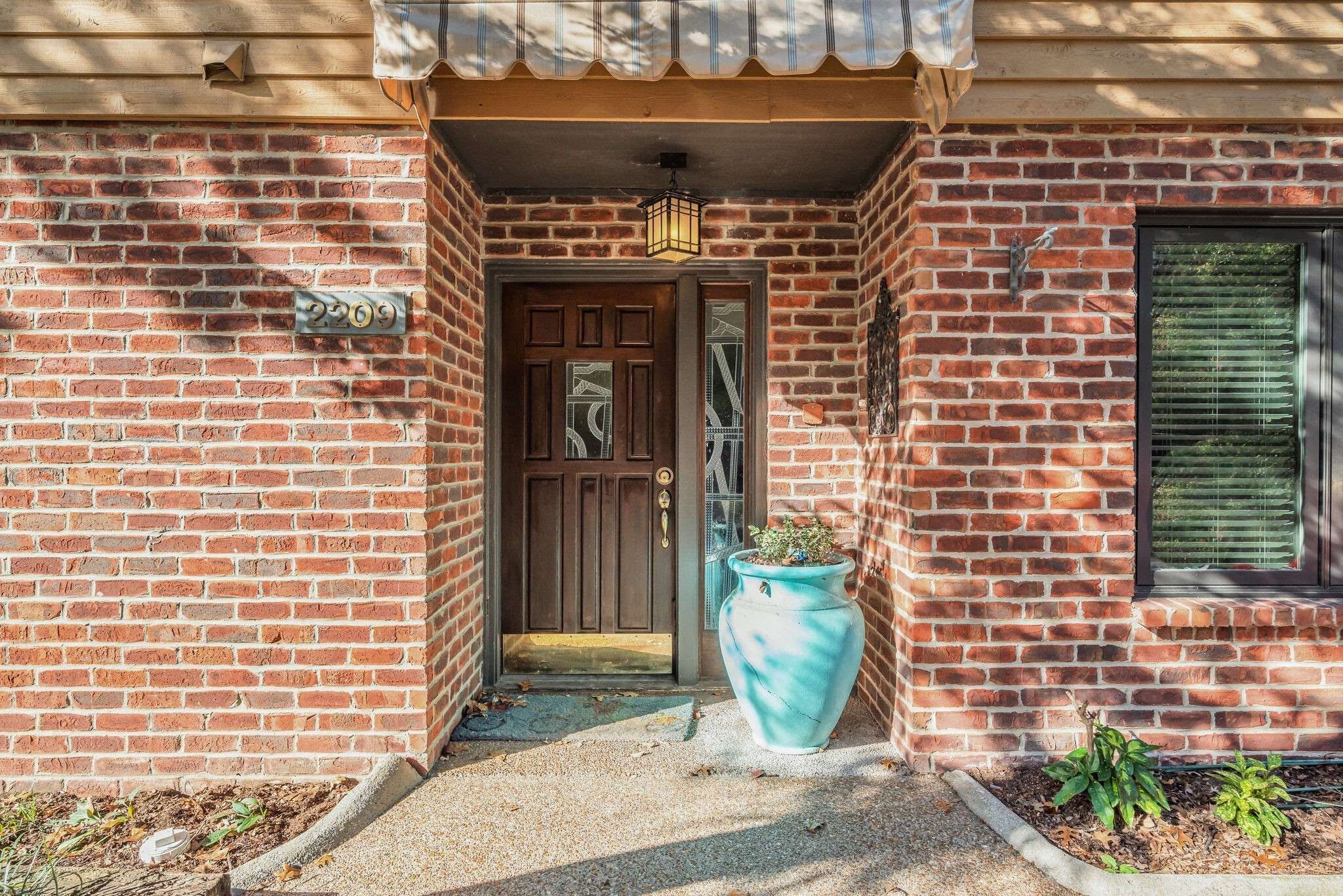 Nashville, TN 37212,2209 Westview Dr