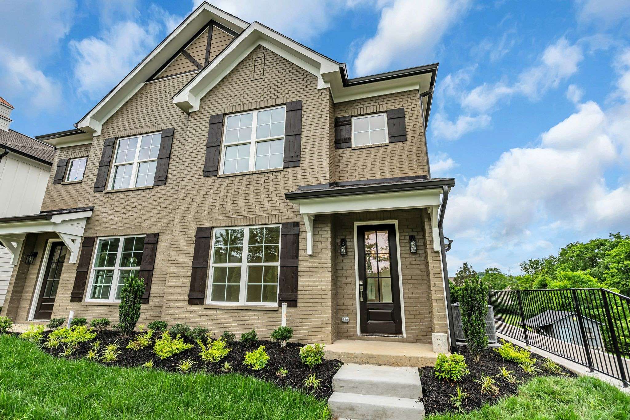 Nashville, TN 37209,730 Old Hickory Blvd #222