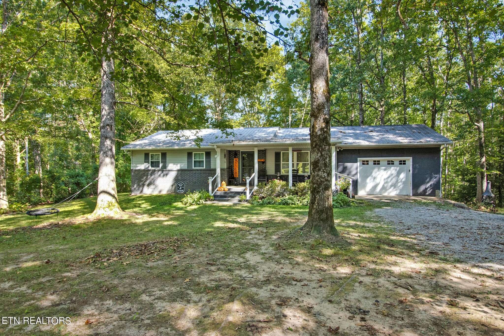 Jamestown, TN 38556,3115 Coon Hunter Lodge Rd