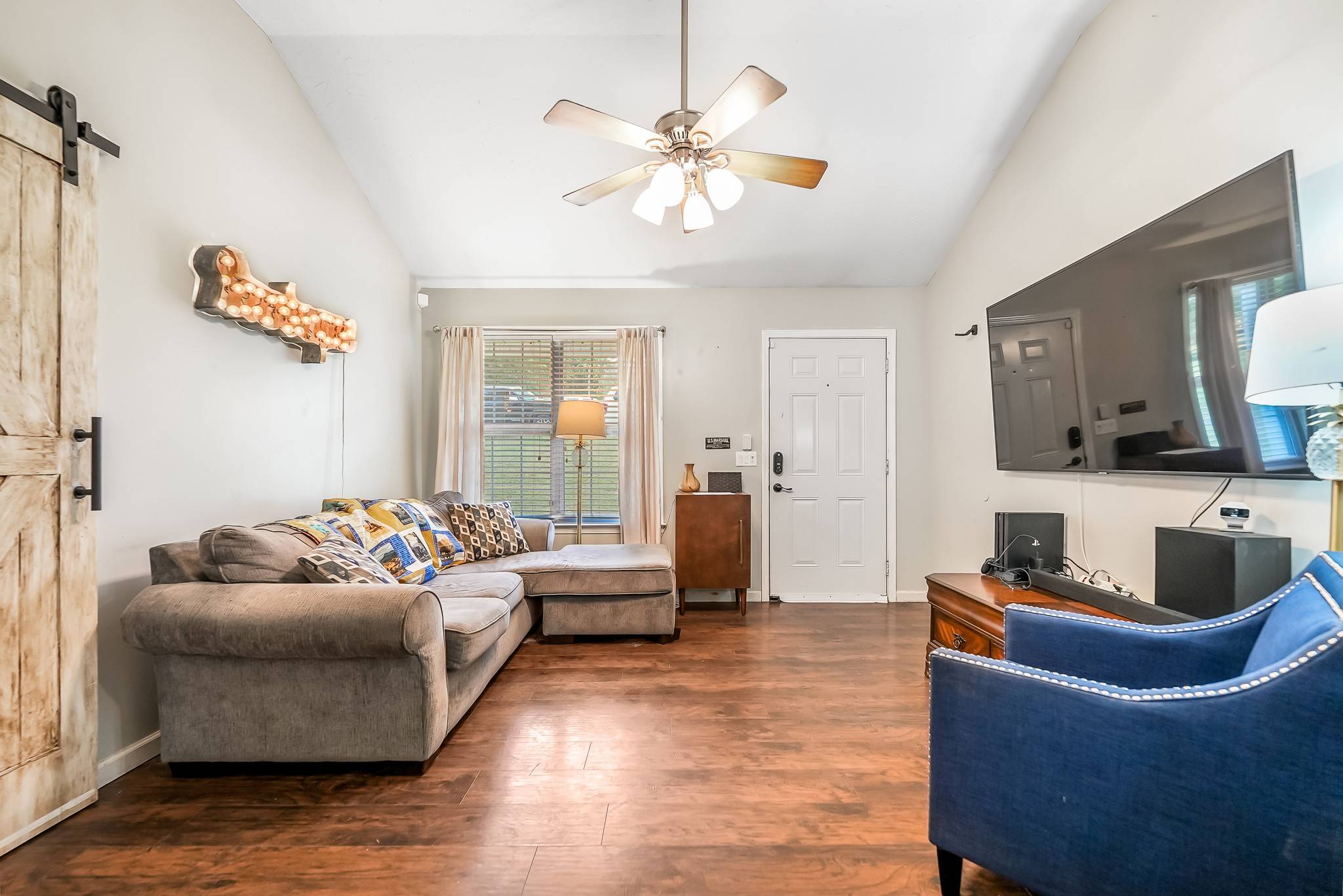 Greenbrier, TN 37073,803 Draughon Dr