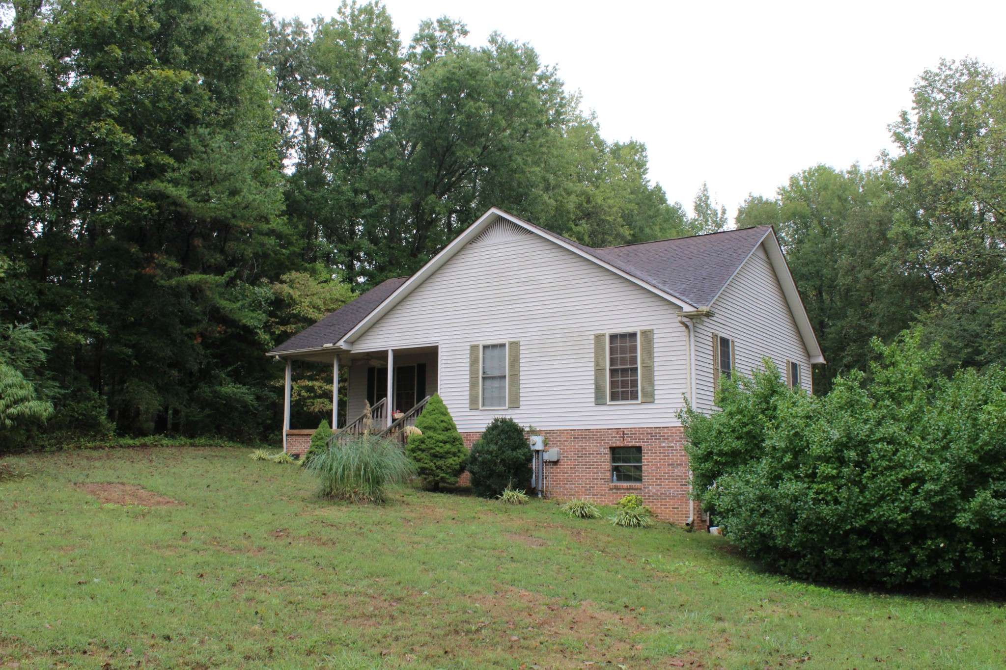 Sparta, TN 38583,209 Bryan Gribble Rd