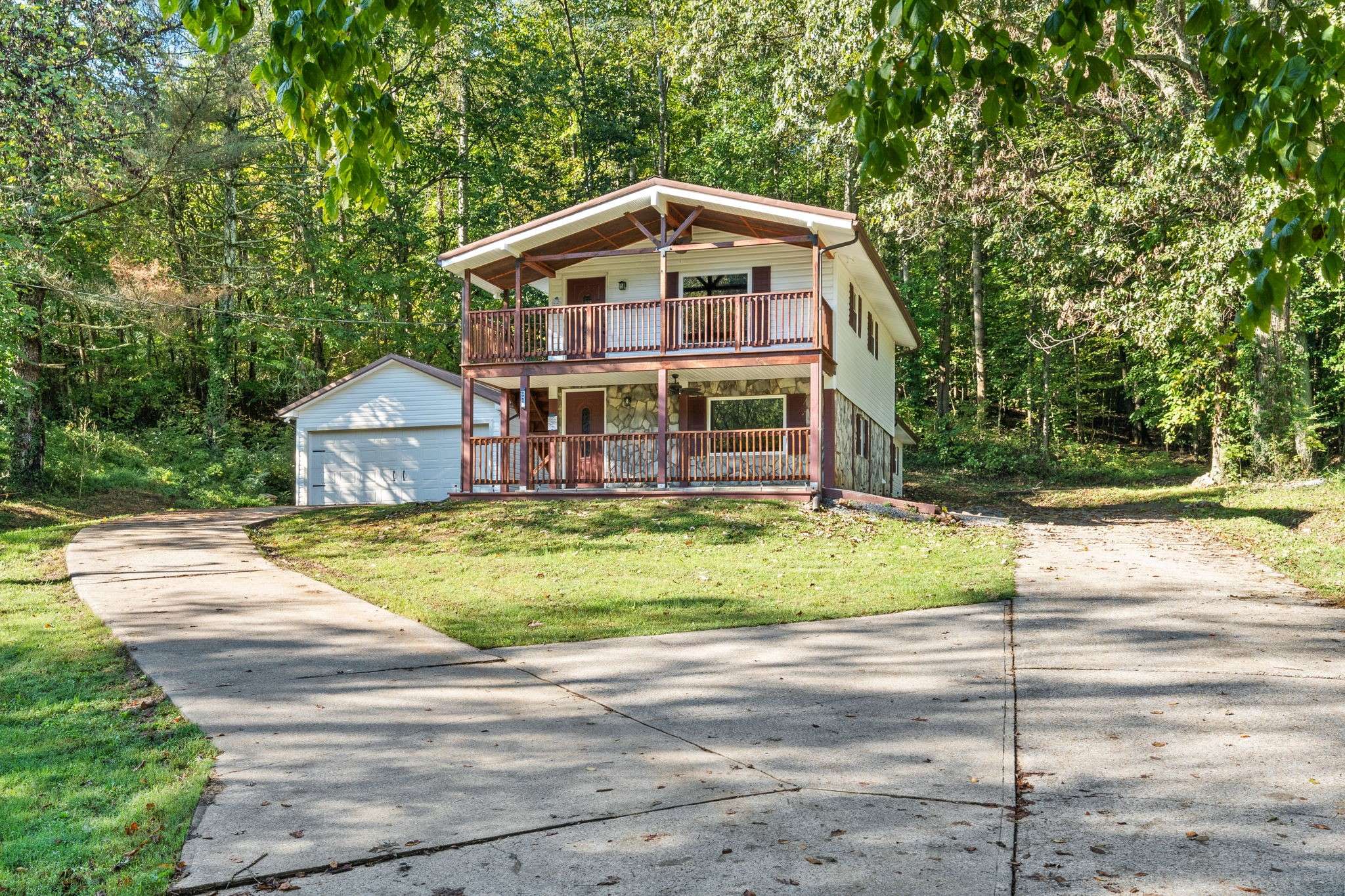 Cadiz, KY 42211,6965 Linton Rd