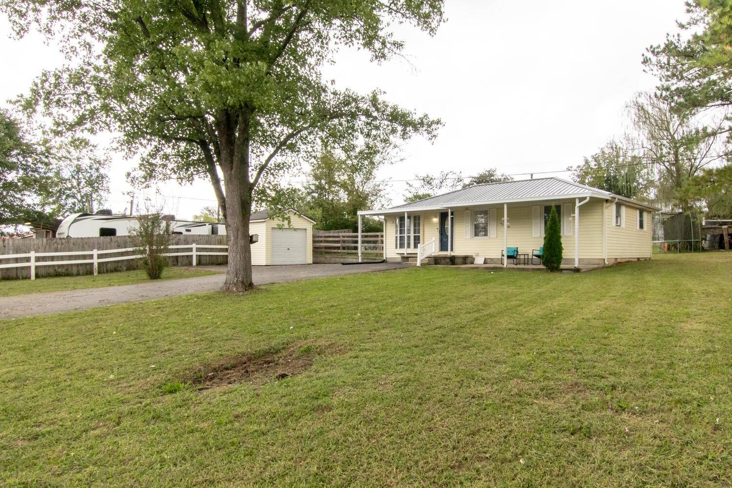 Woodbury, TN 37190,318 Greenbriar St