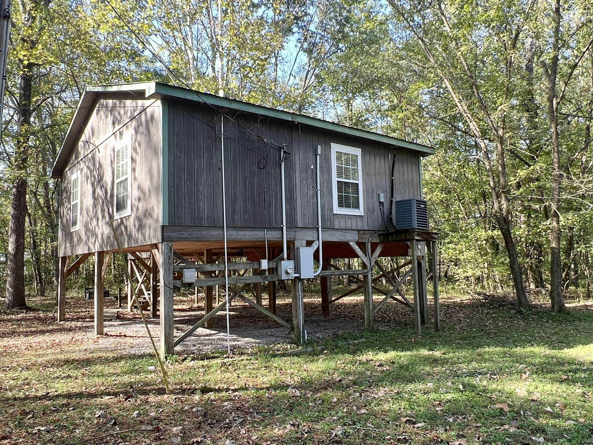 Chapmansboro, TN 37035,1518 Matlock Dr
