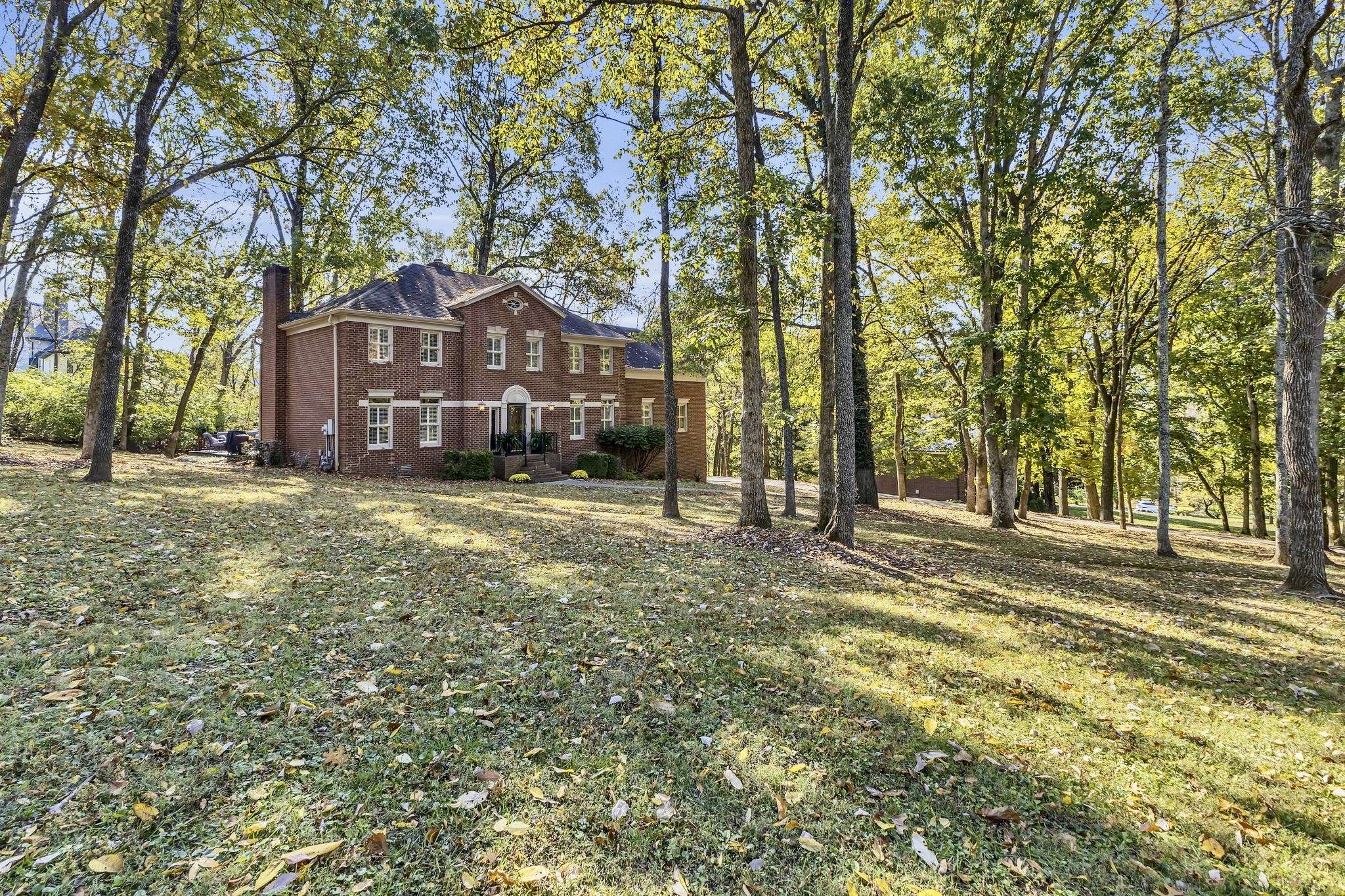 Brentwood, TN 37027,6401 Waterford Dr