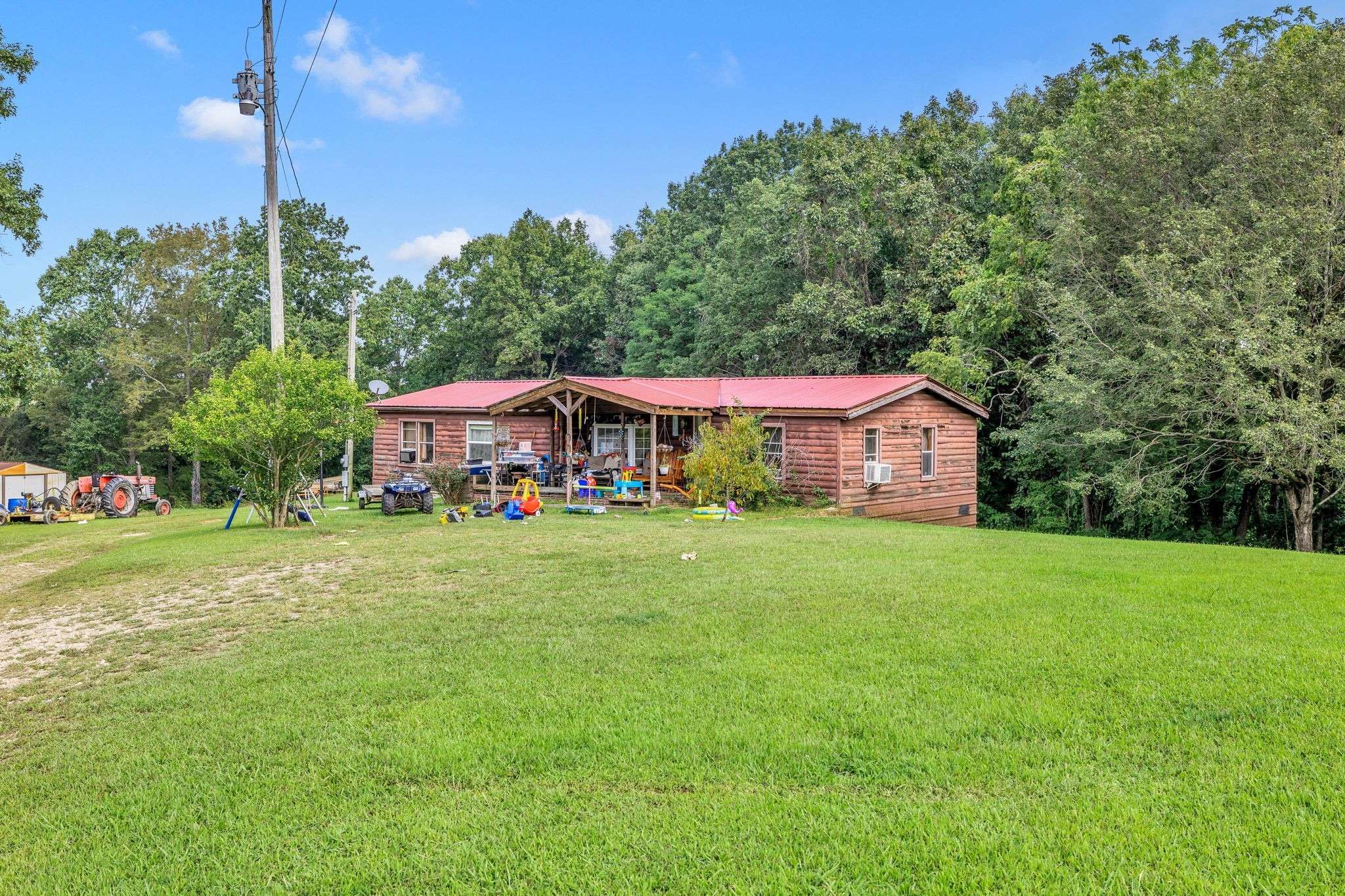 Hampshire, TN 38461,4654 McClanahan Rd