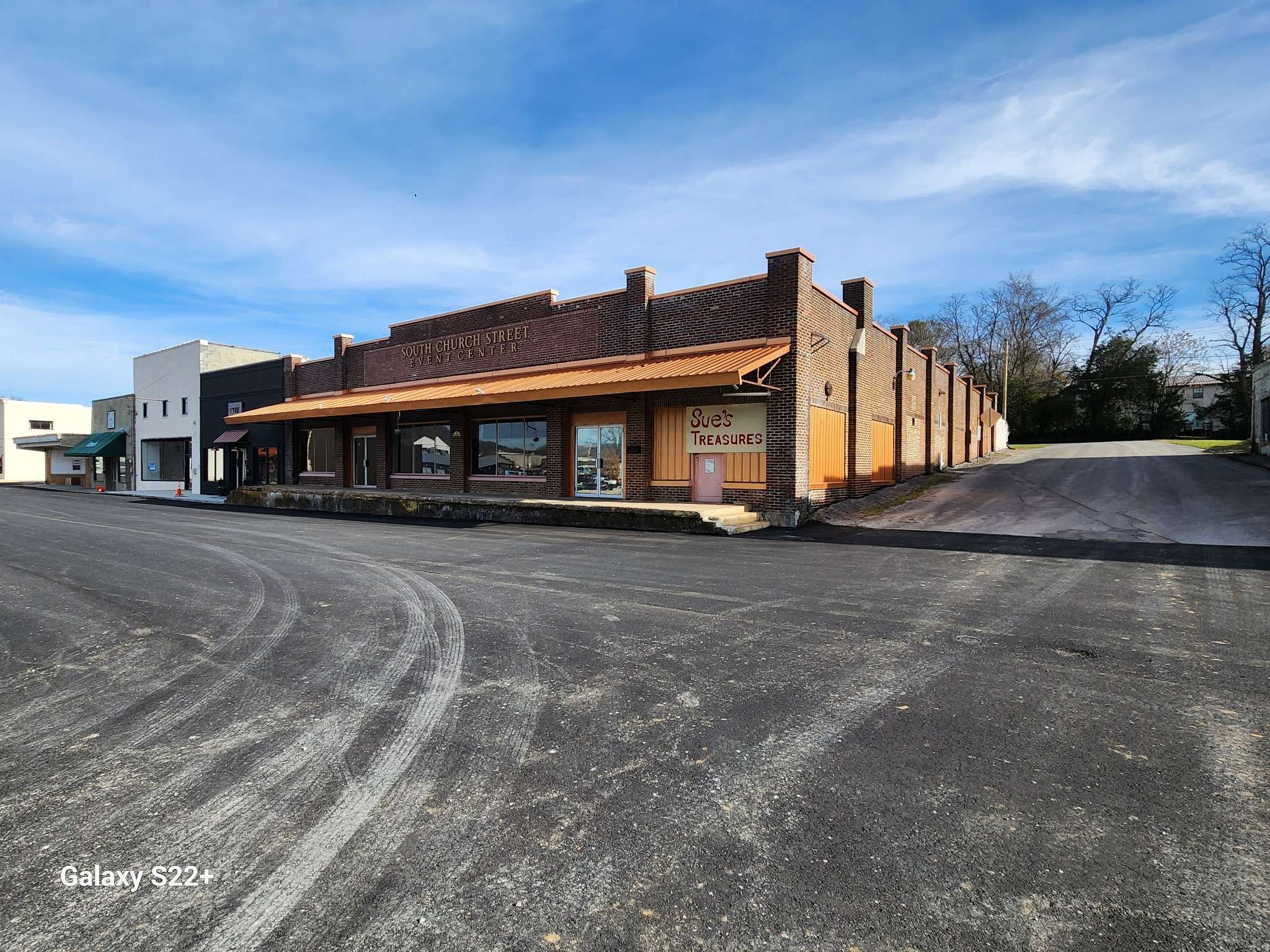 Livingston, TN 38570,313 S Church St