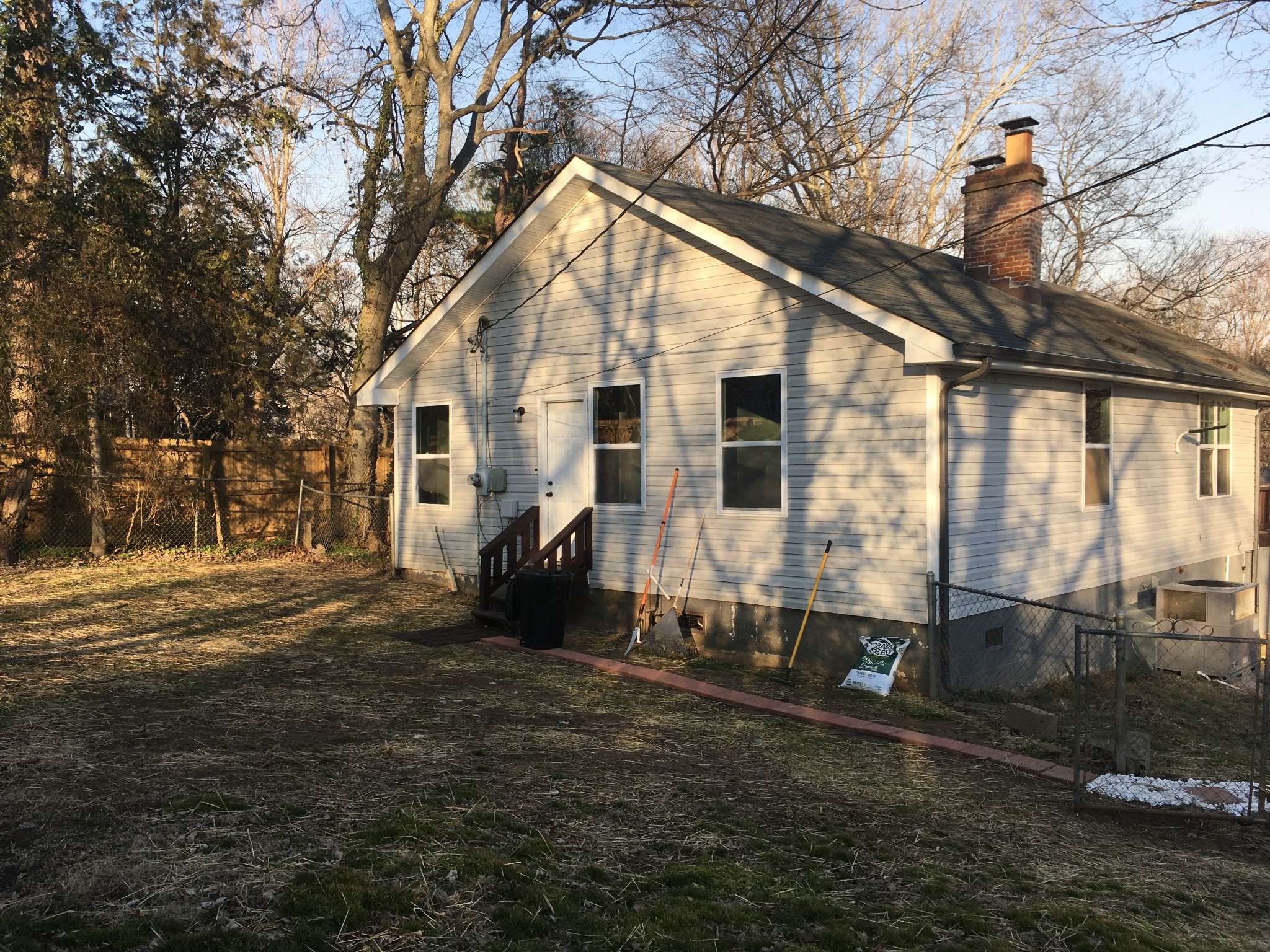 Clarksville, TN 37040,850 Gracey Ave