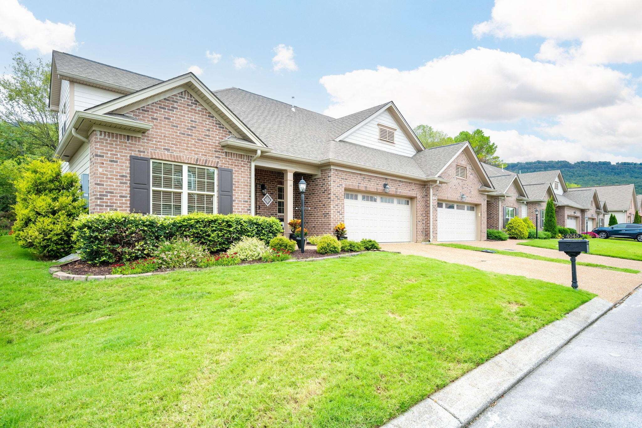 Chattanooga, TN 37415,4045 Day Lily Trail