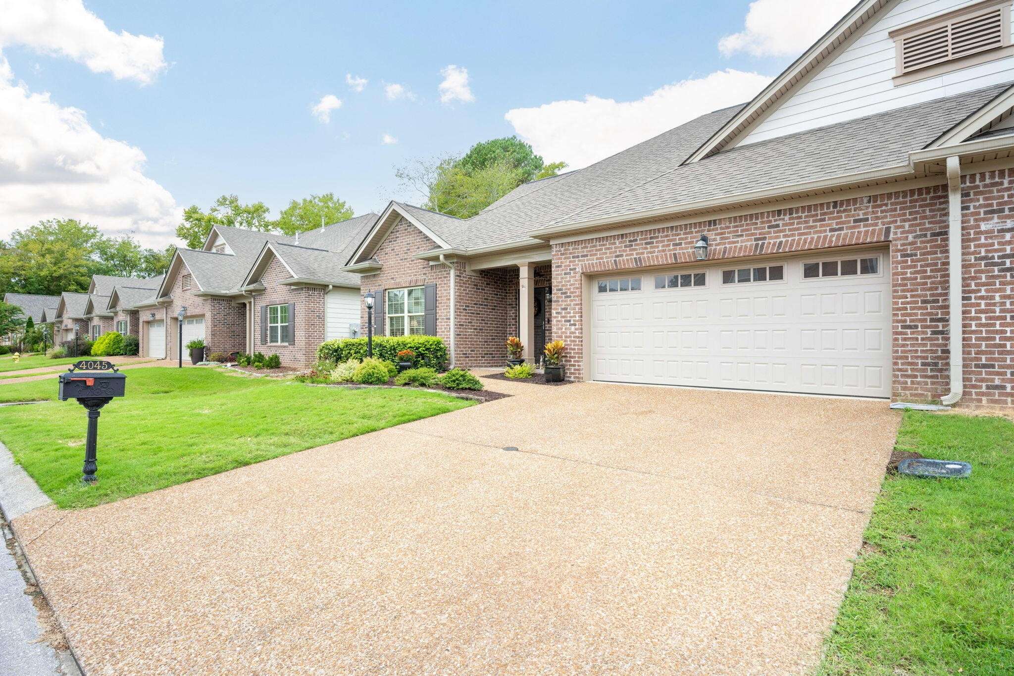 Chattanooga, TN 37415,4045 Day Lily Trail