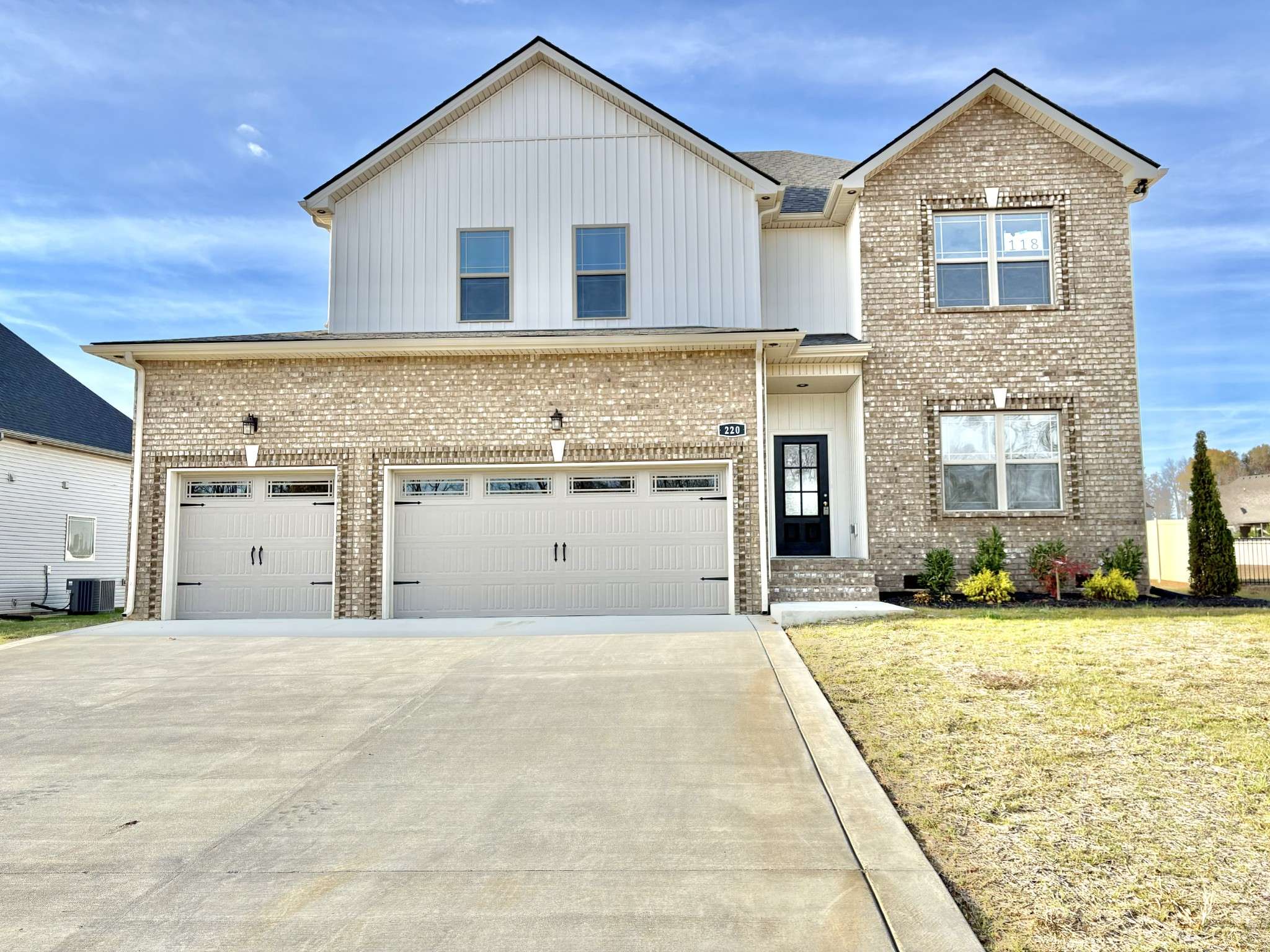 Pleasant View, TN 37146,220 Young Ln