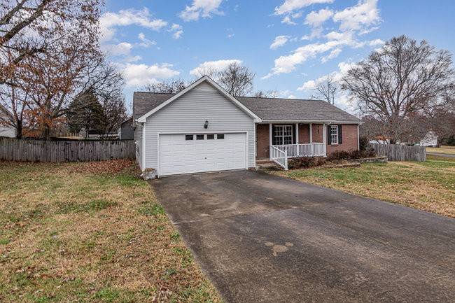 Clarksville, TN 37042,584 Barney Ln