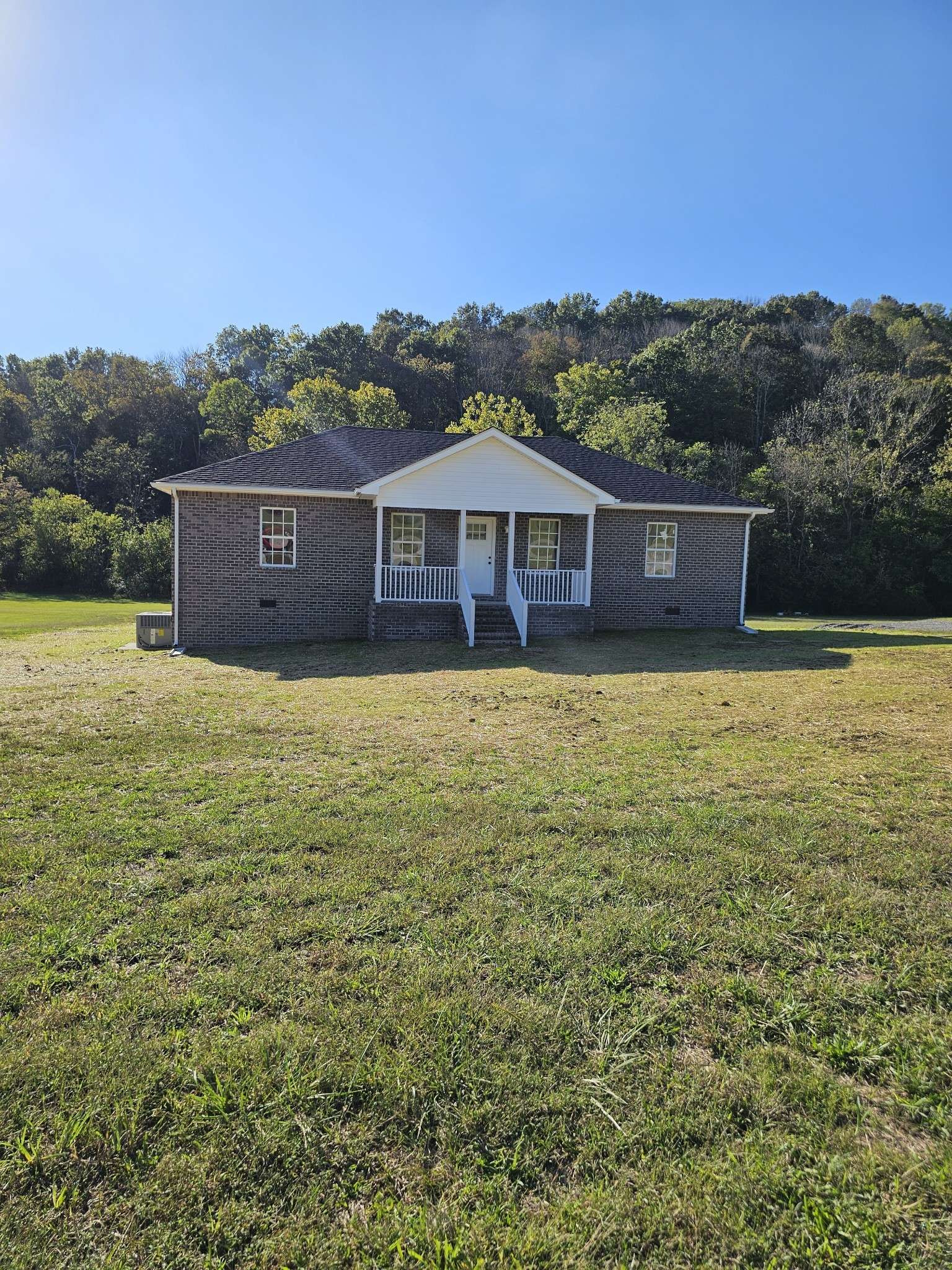 Lafayette, TN 37083,4070 Hartsville Rd