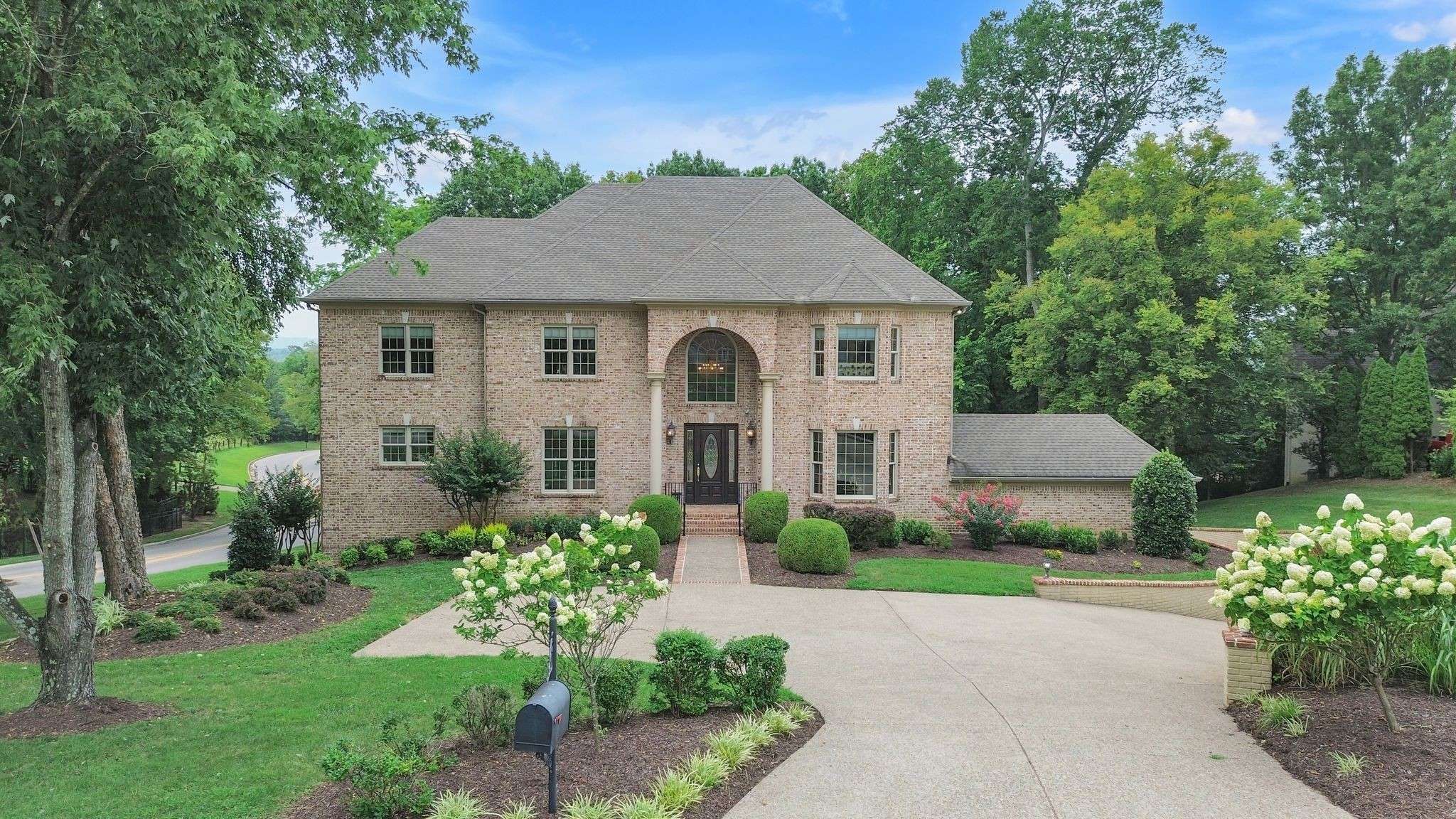 Brentwood, TN 37027,9619 Deer Track Ct