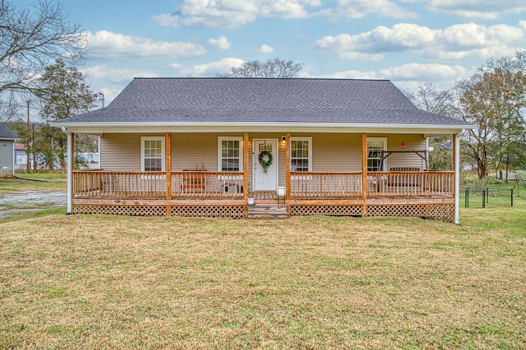 Gordonsville, TN 38563,123 Meadow Dr