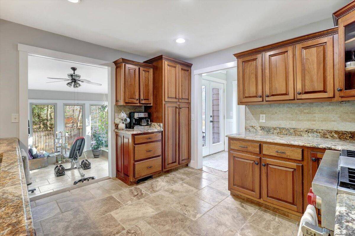 Signal Mountain, TN 37377,3826 Walden Wood Lane