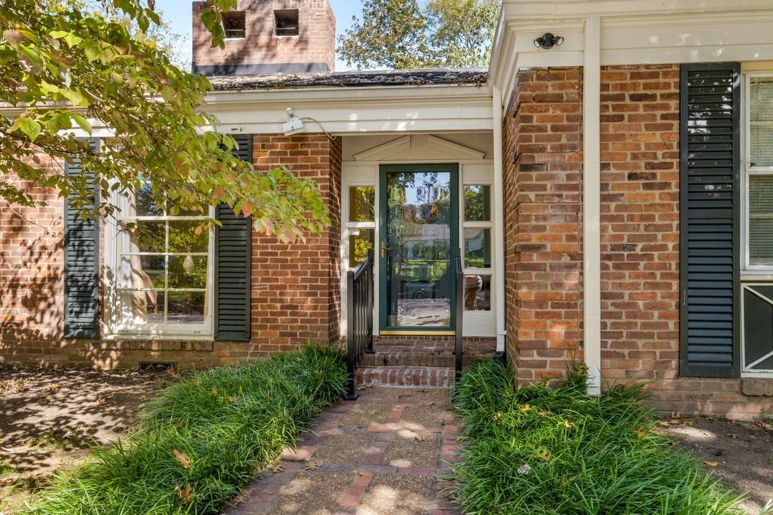 Nashville, TN 37215,4324 Beekman Dr