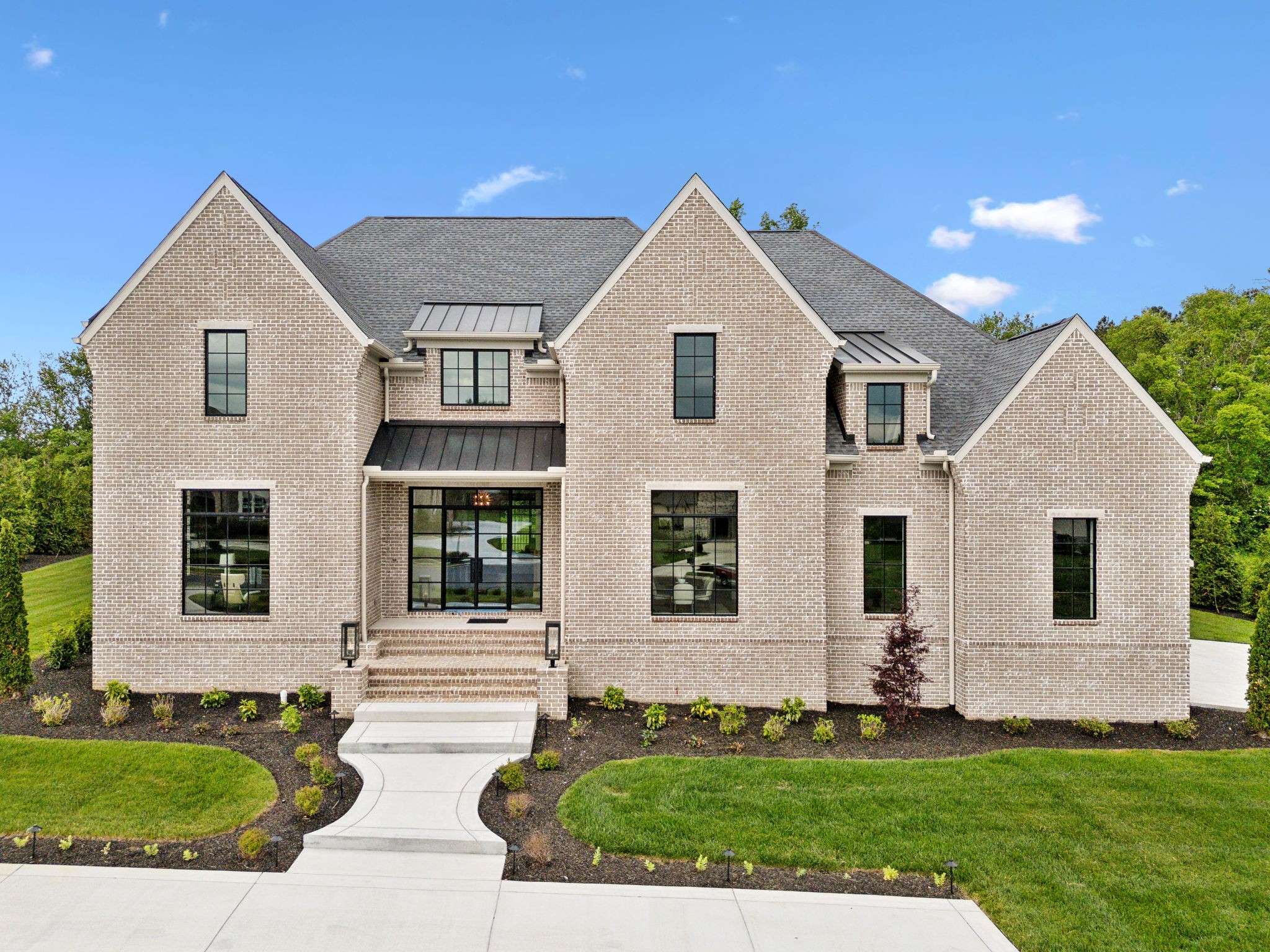 Brentwood, TN 37027,8901 Palmer Way