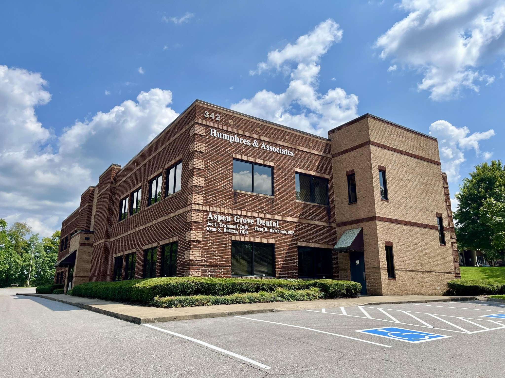 Franklin, TN 37067,342 Cool Springs Blvd