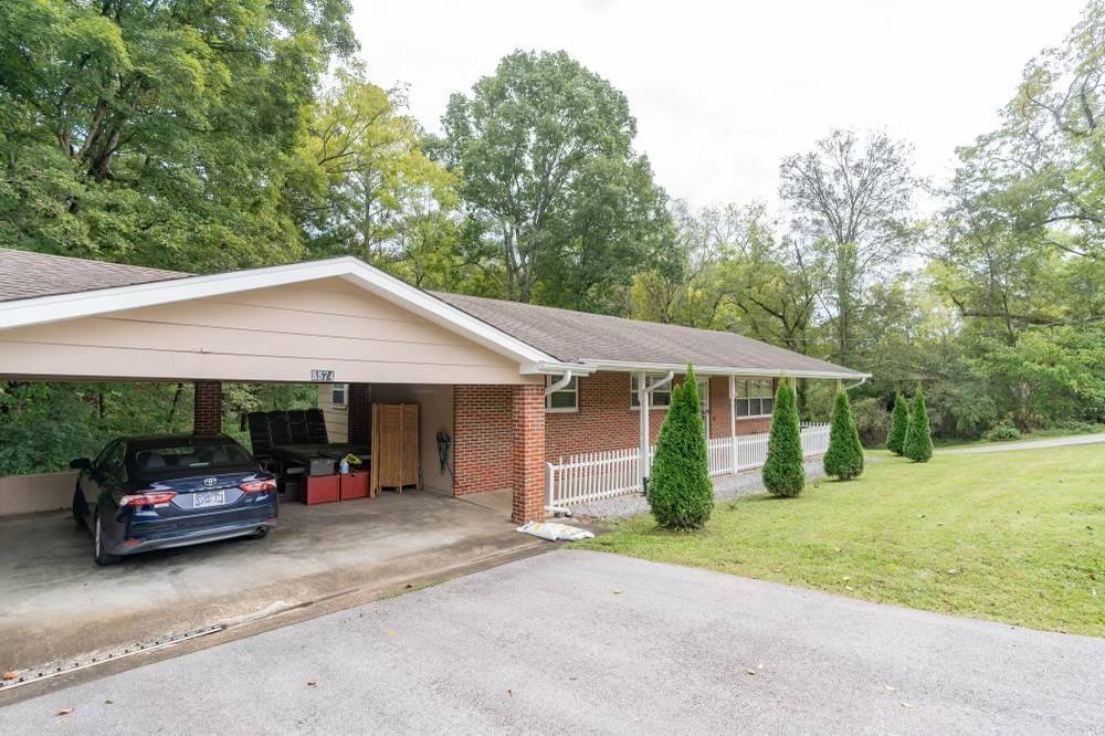 Ooltewah, TN 37363,5574 Tallant Rd