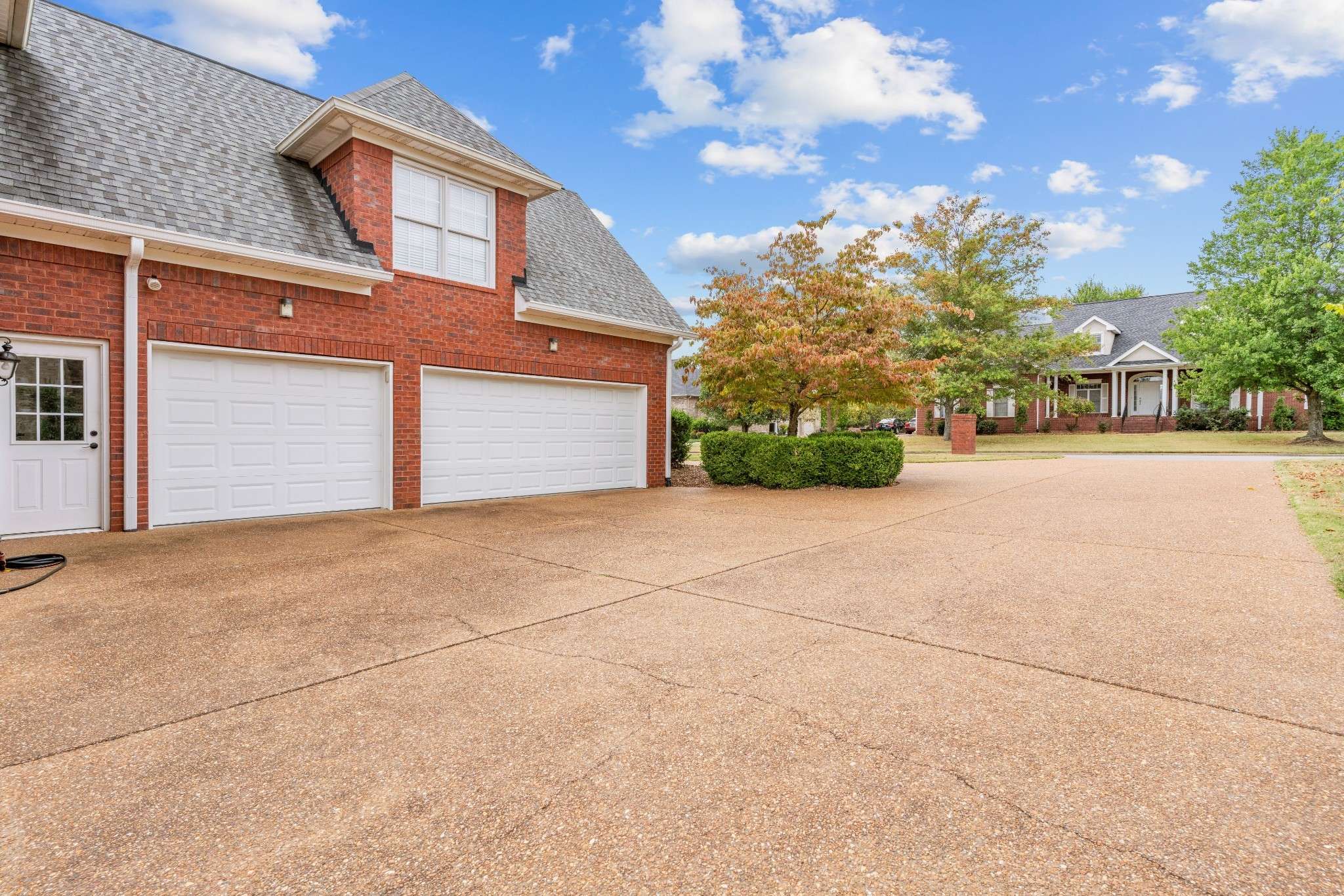 Lebanon, TN 37087,417 Five Oaks Blvd