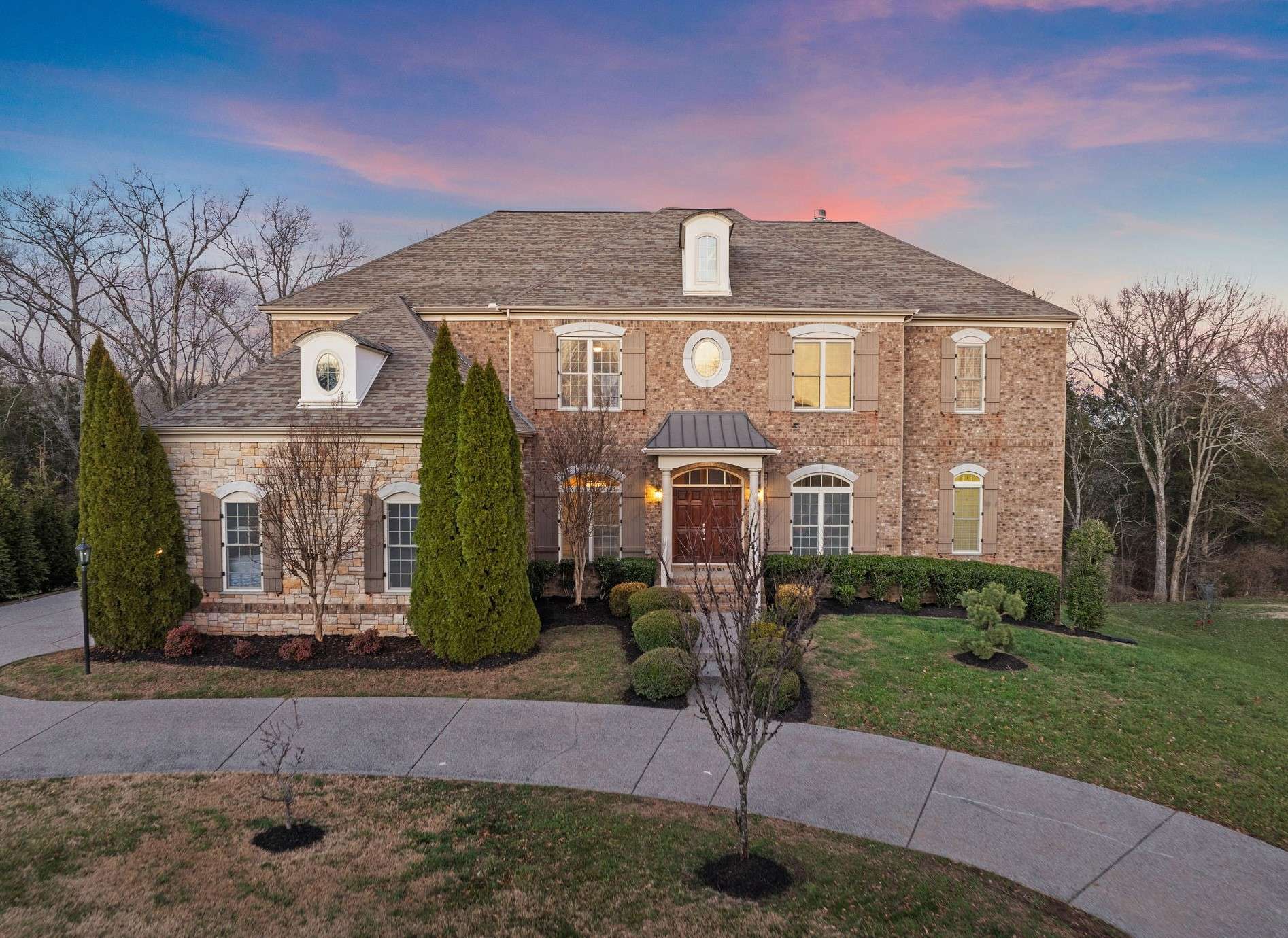 Brentwood, TN 37027,880 Arlington Heights Dr