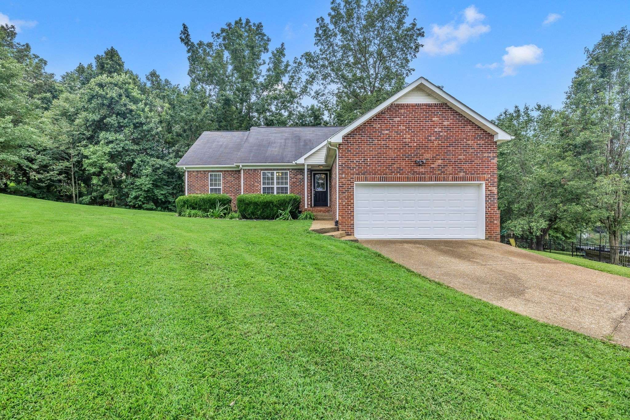 Fairview, TN 37062,7505 Mayfair Ct