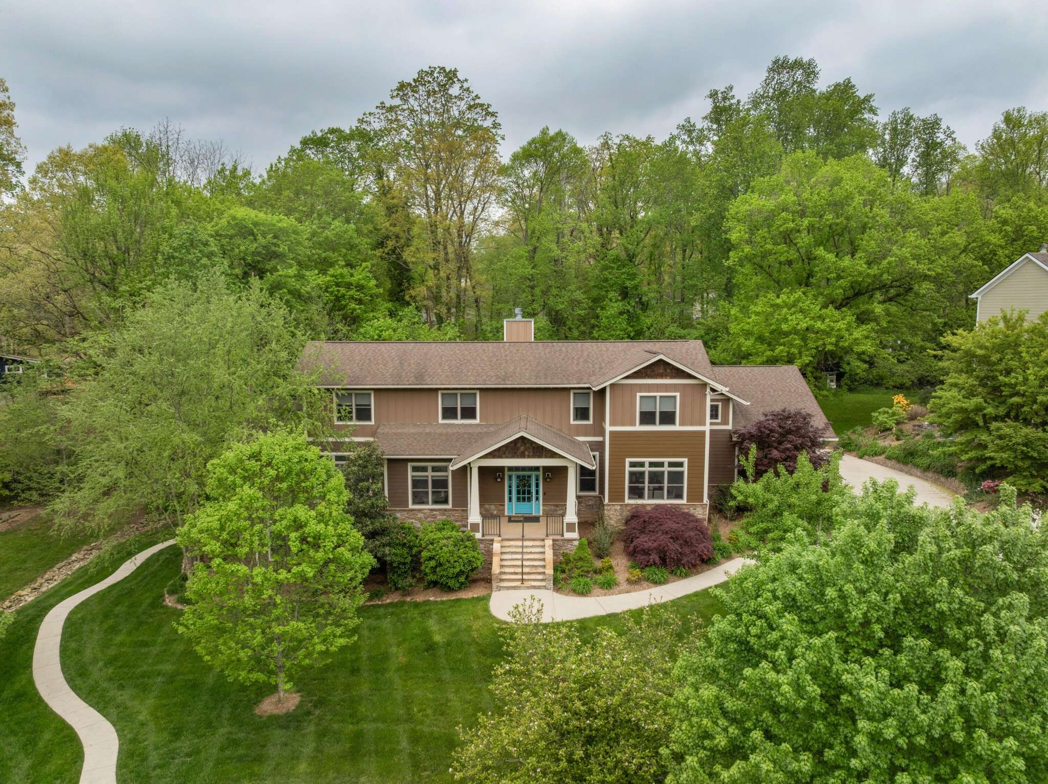 Signal Mountain, TN 37377,714 Berry Spring Path