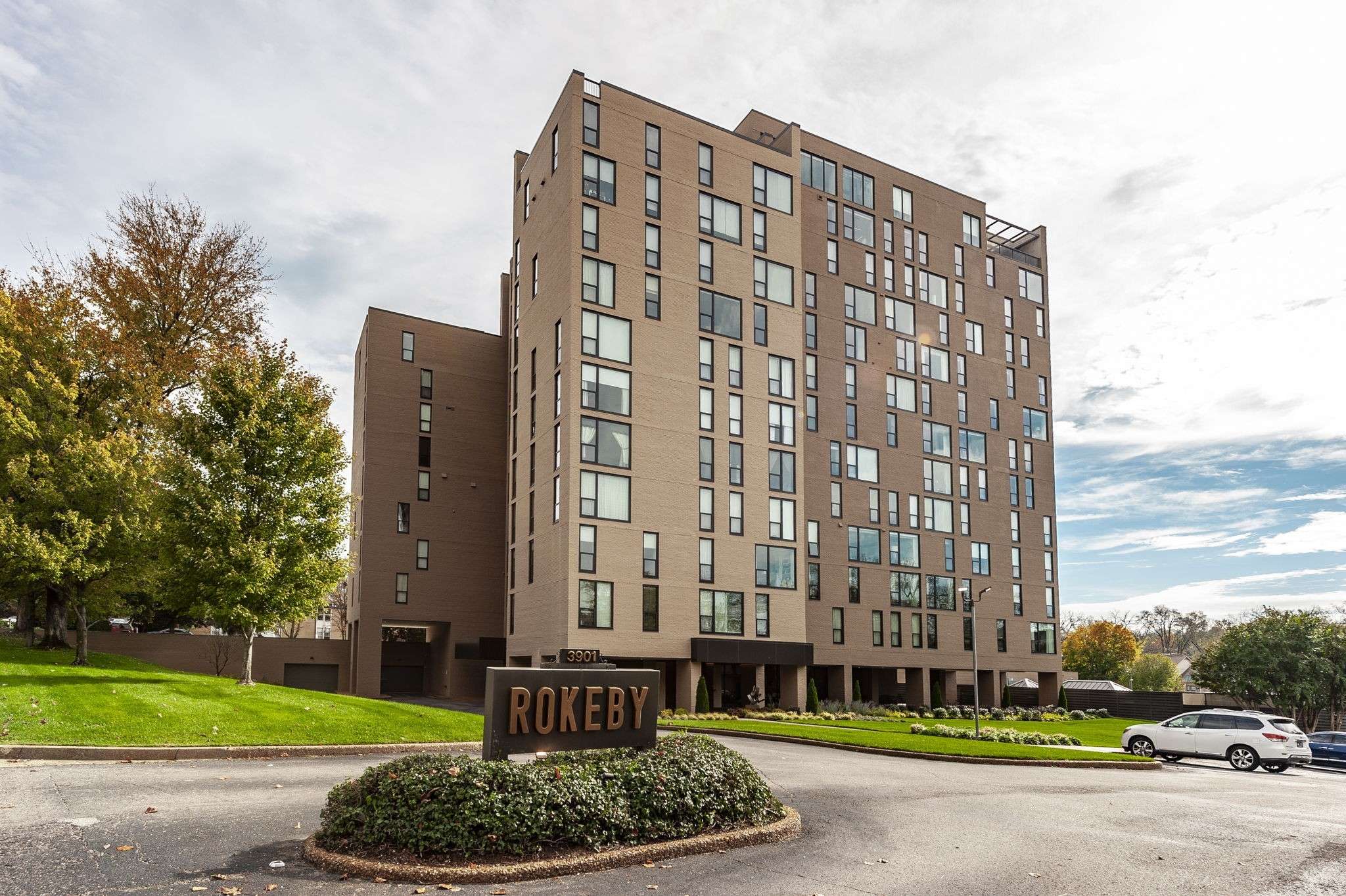 Nashville, TN 37205,3901 West End Ave #904