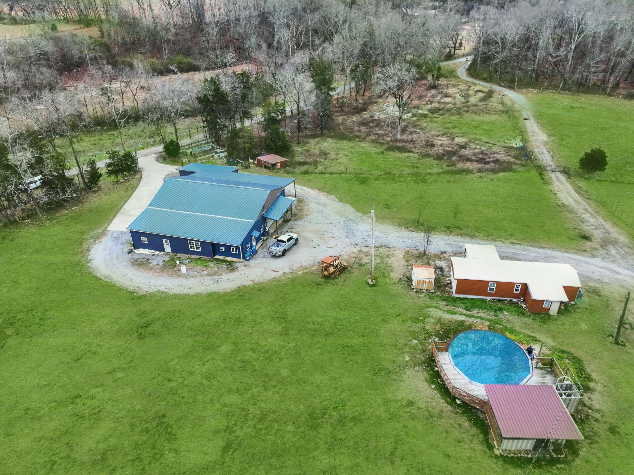 Wartrace, TN 37183,942 Fay Creek Rd