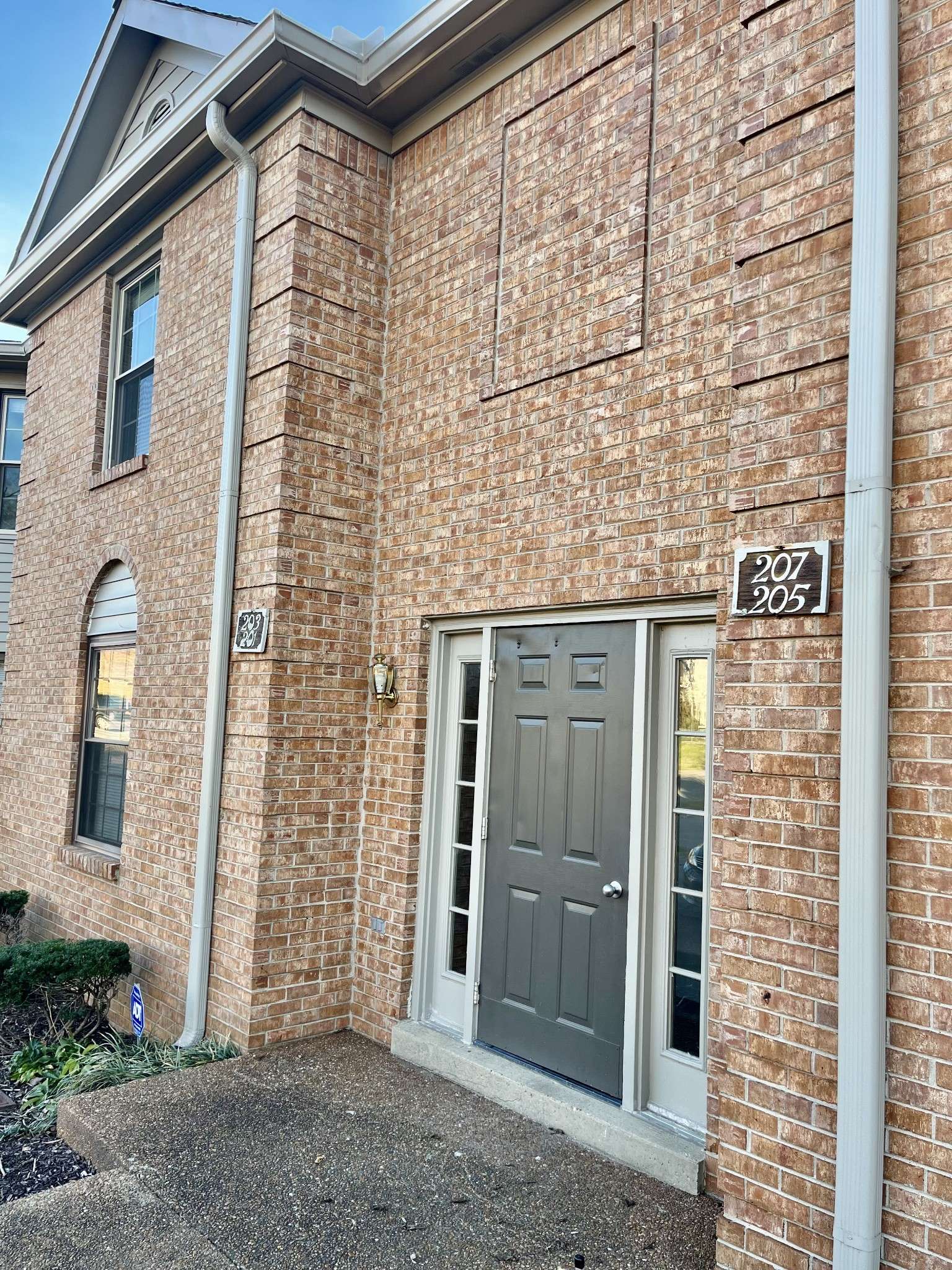 Madison, TN 37115,207 Ellington Pl