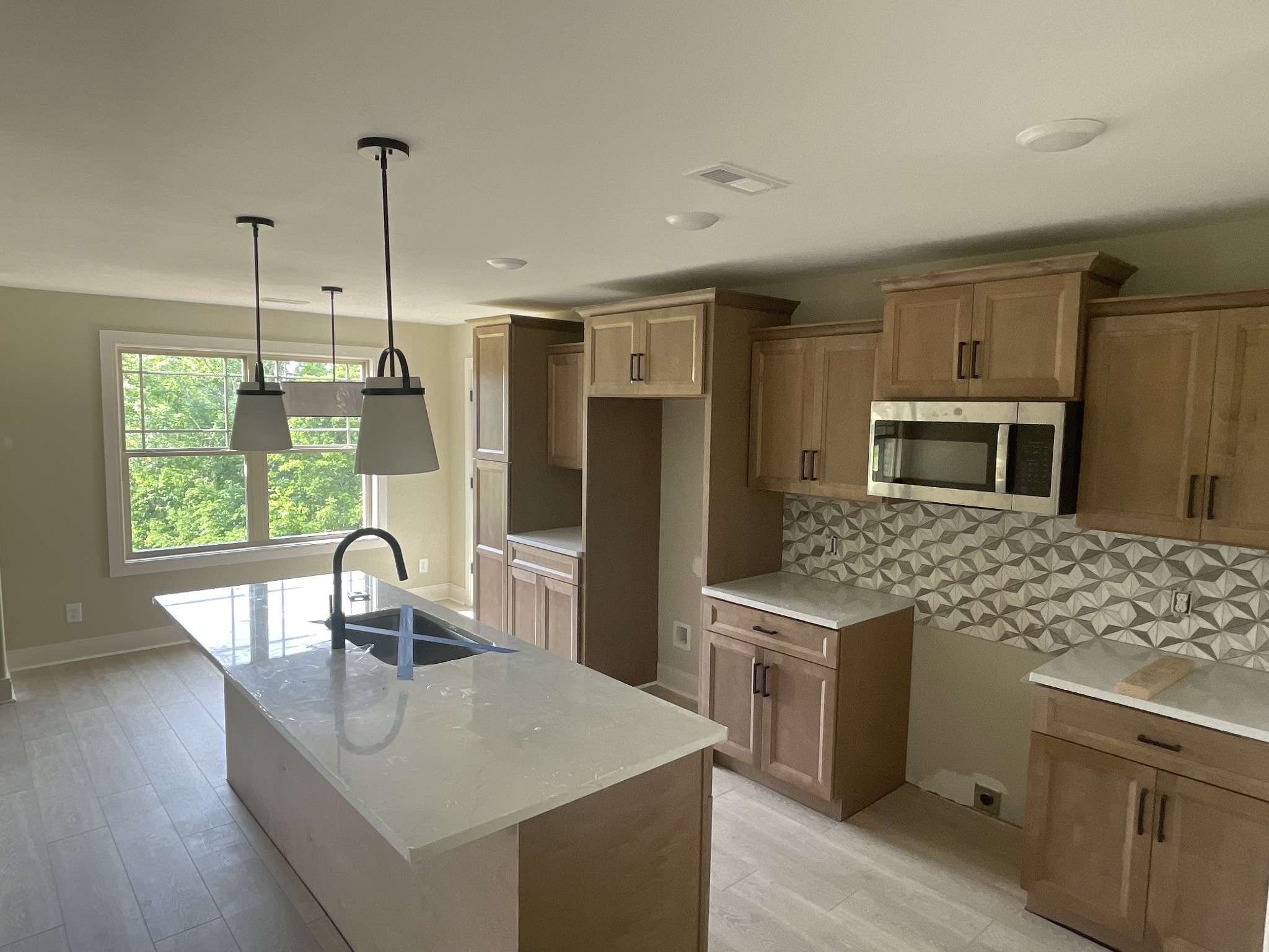 Clarksville, TN 37040,975 Palmyra Rd