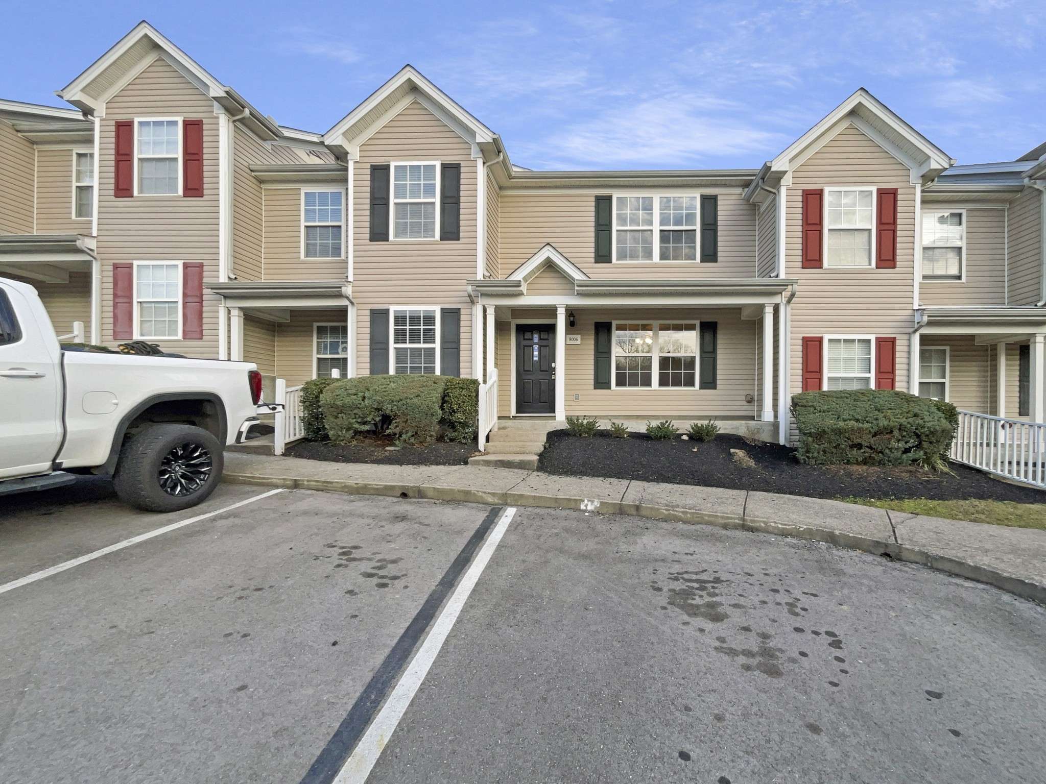La Vergne, TN 37086,8006 Logan Dr