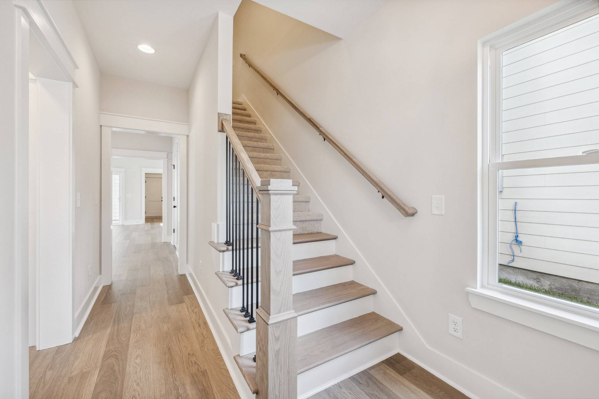La Vergne, TN 37086,321 Delta Way