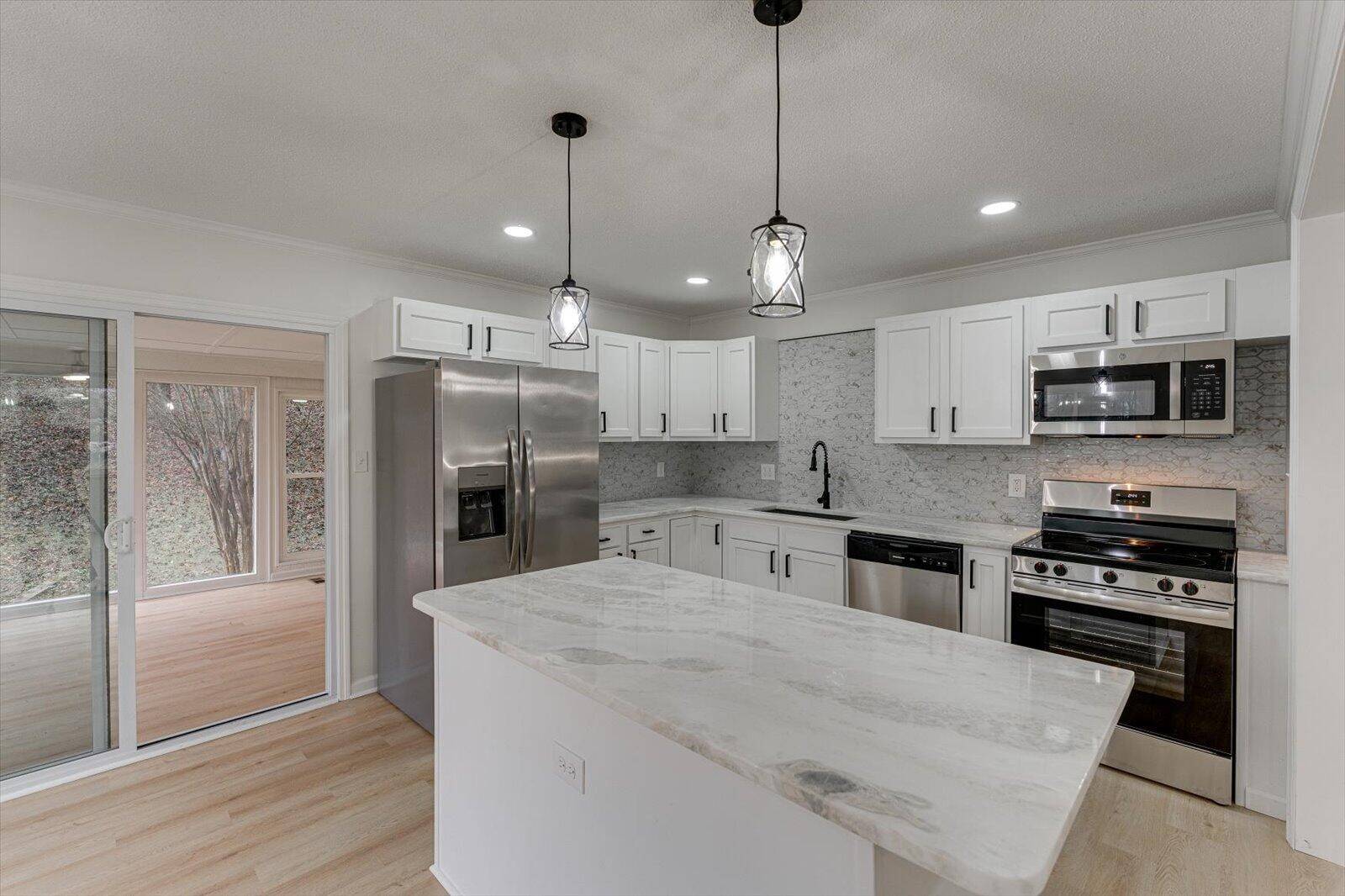Soddy Daisy, TN 37379,1136 Green Pond Road