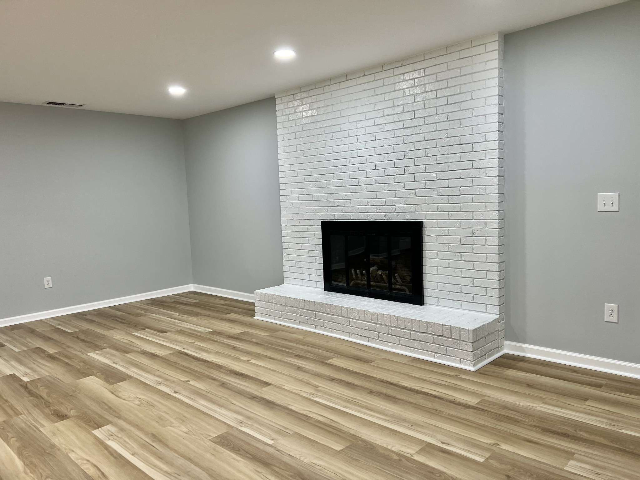 Tullahoma, TN 37388,304 Sharondale Dr