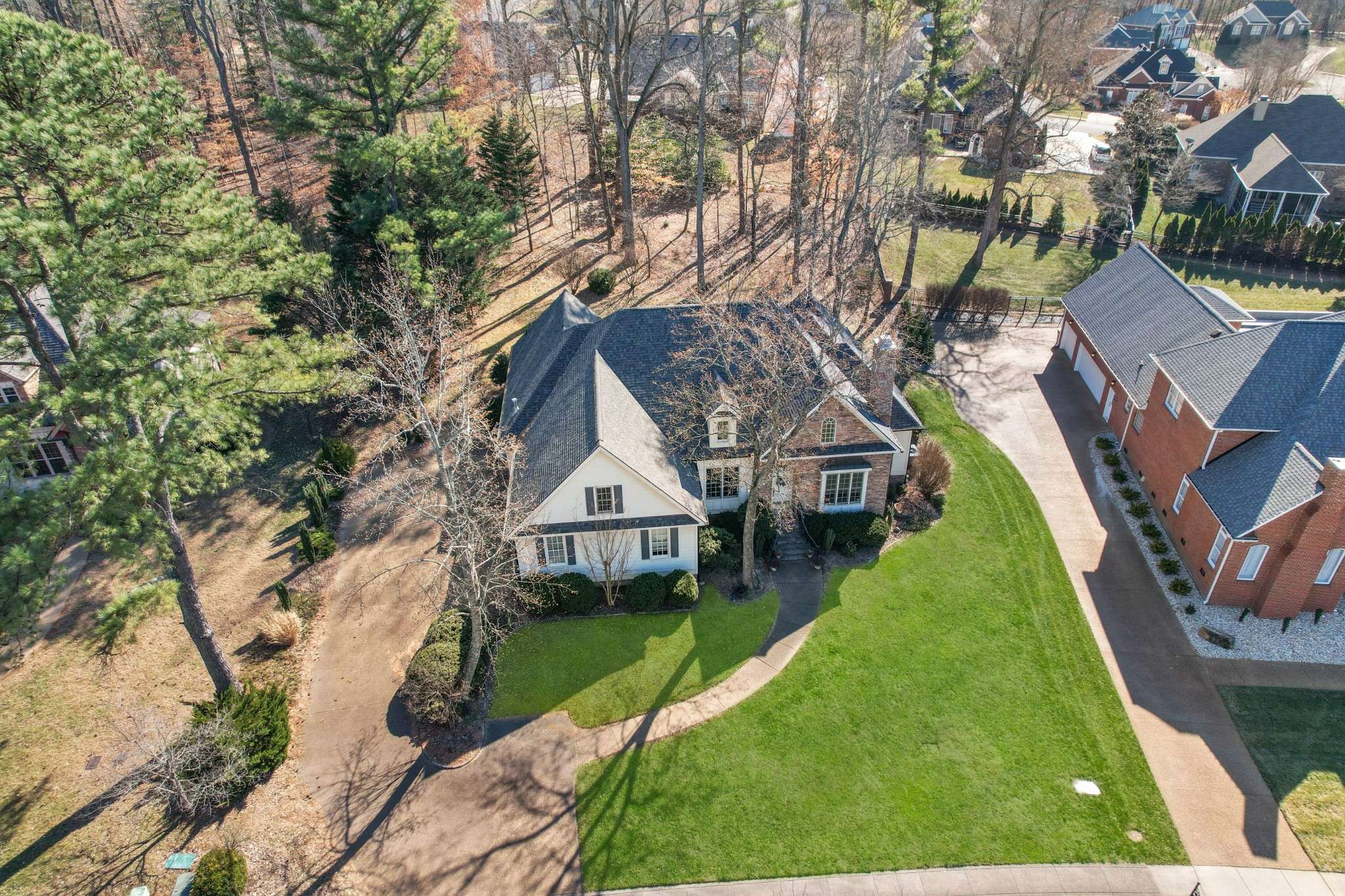 Clarksville, TN 37043,824 Salisbury Way
