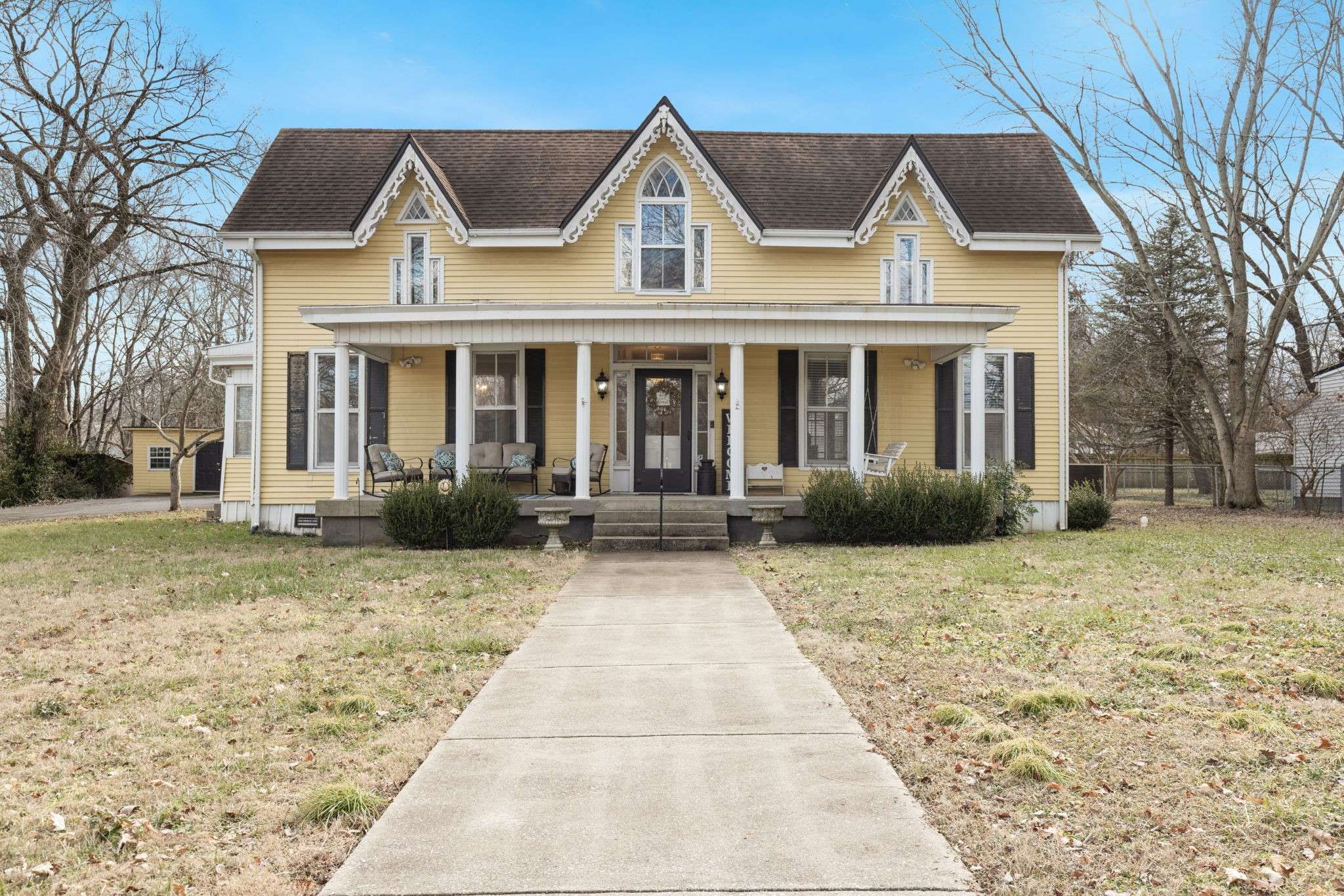Franklin, KY 42134,412 E Cedar St