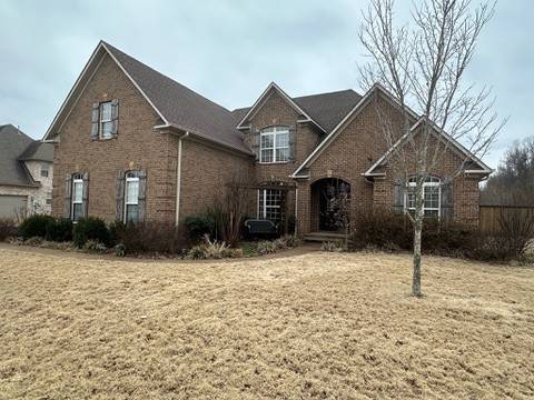 Jackson, TN 38305,189 Flagstone Dr