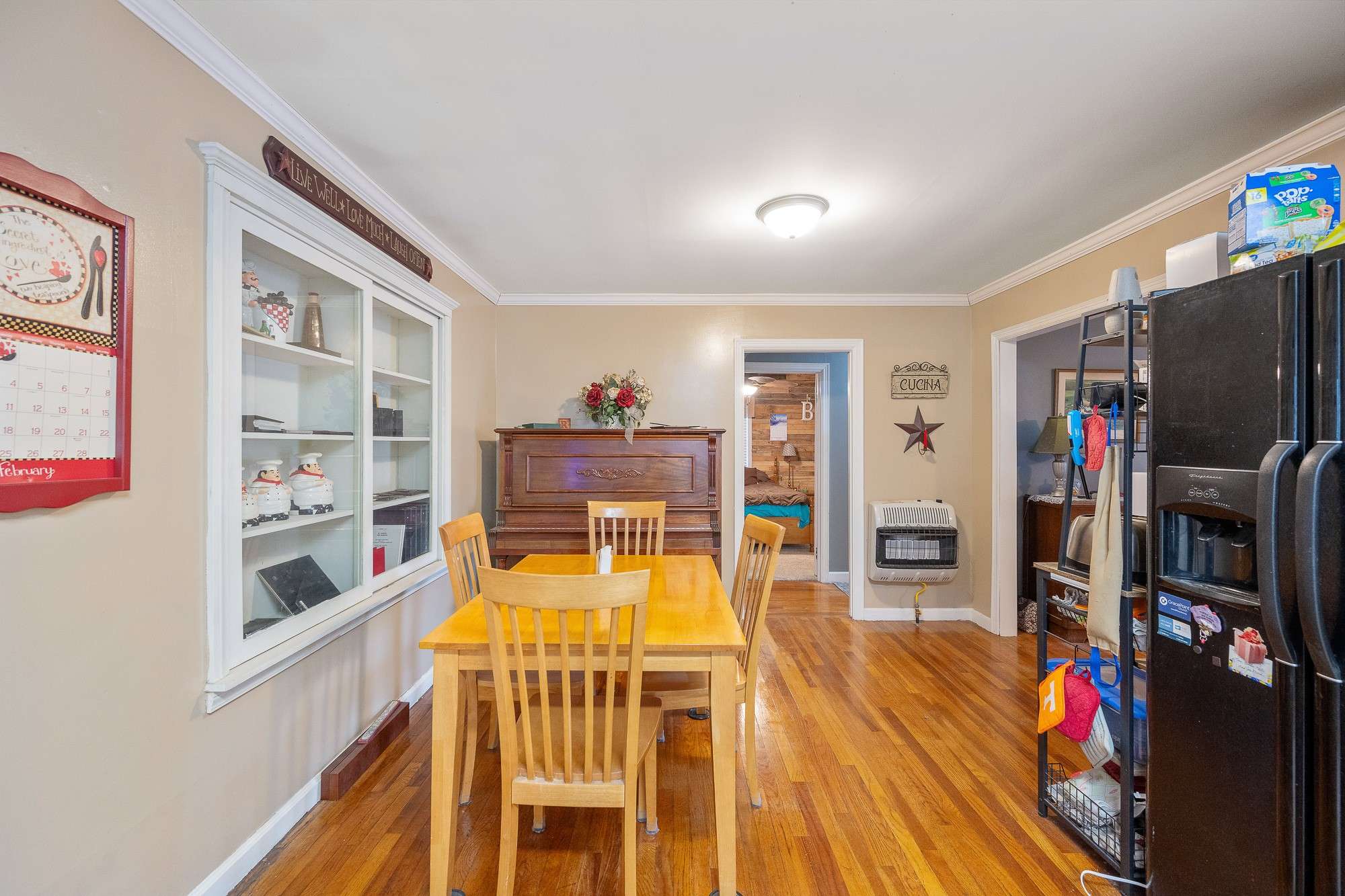 Parsons, TN 38363,59 Long St