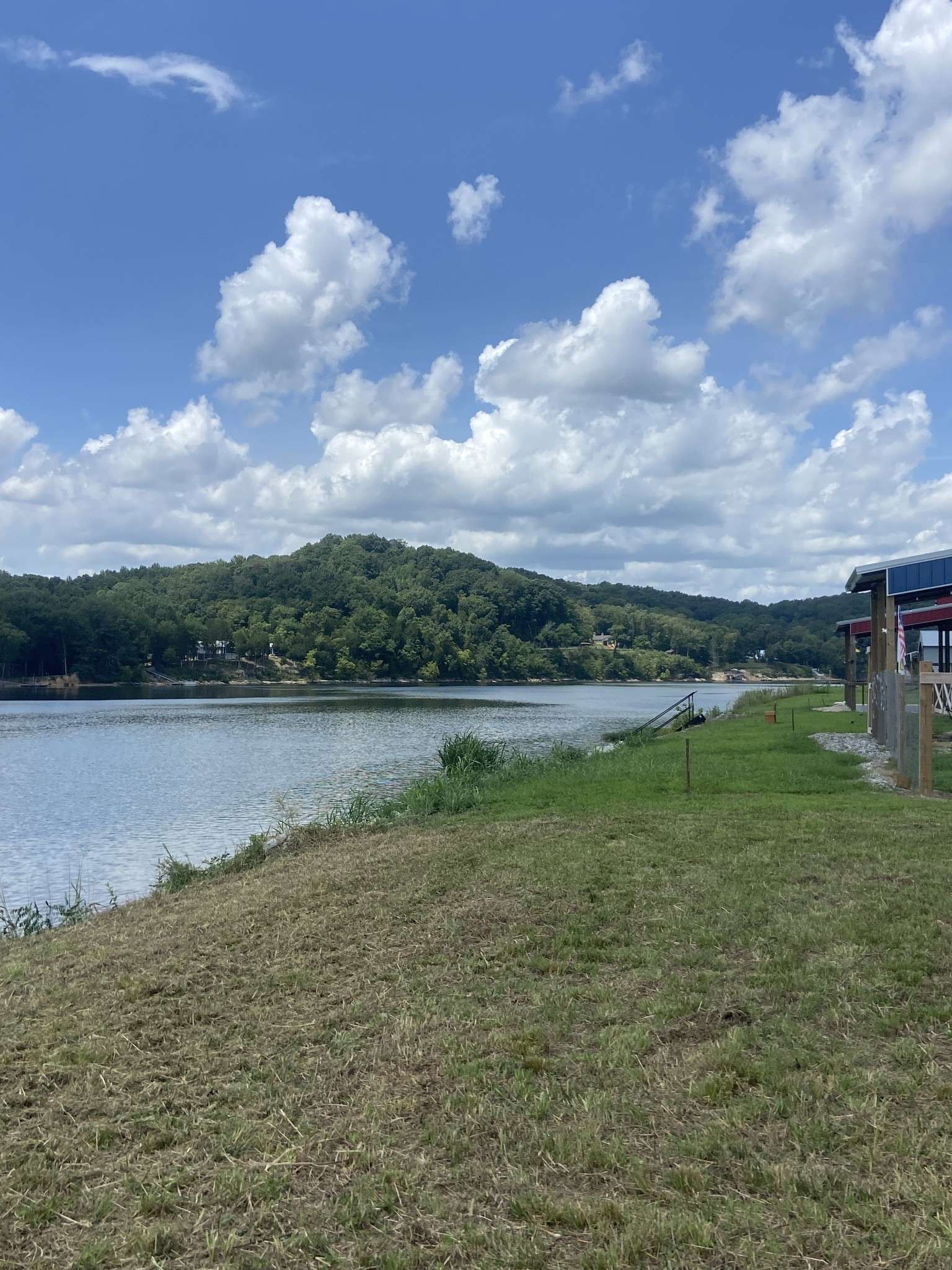 Clifton, TN 38425,1627 Hardin Bottom River Road