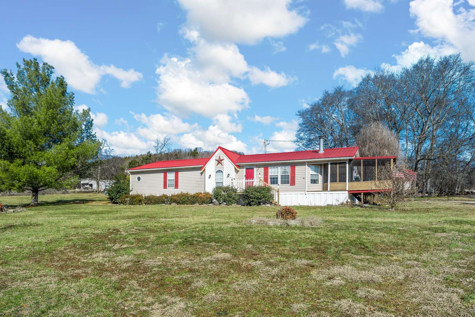 Hartsville, TN 37074,450 Sleepy Hollow Ln