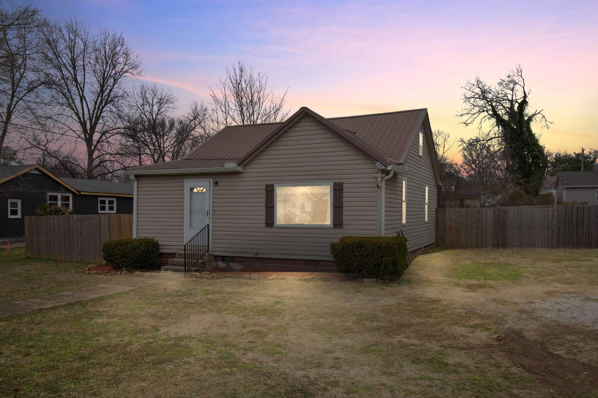 Decherd, TN 37324,211 Powell St