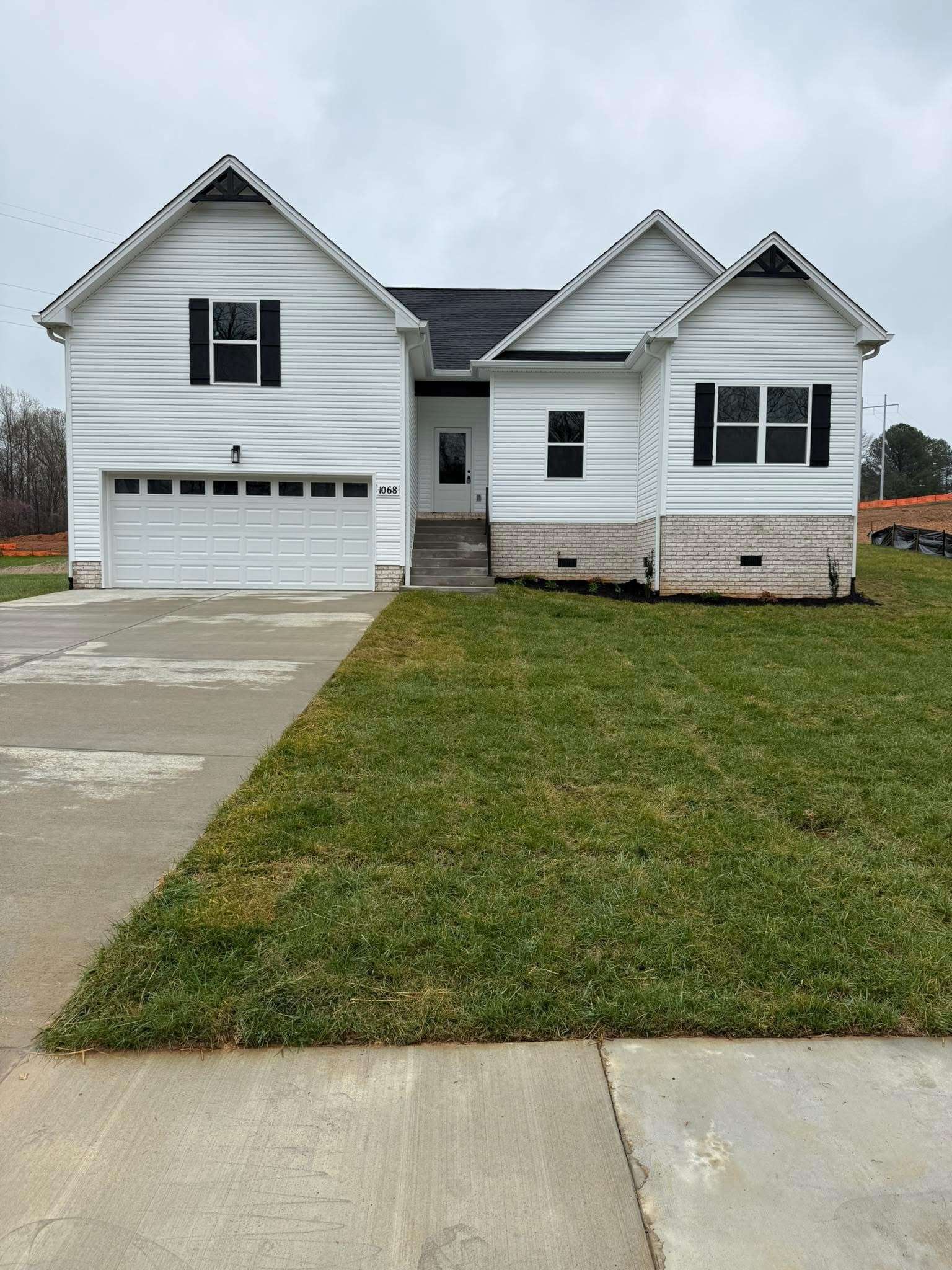 Greenbrier, TN 37073,1068 Angus Way
