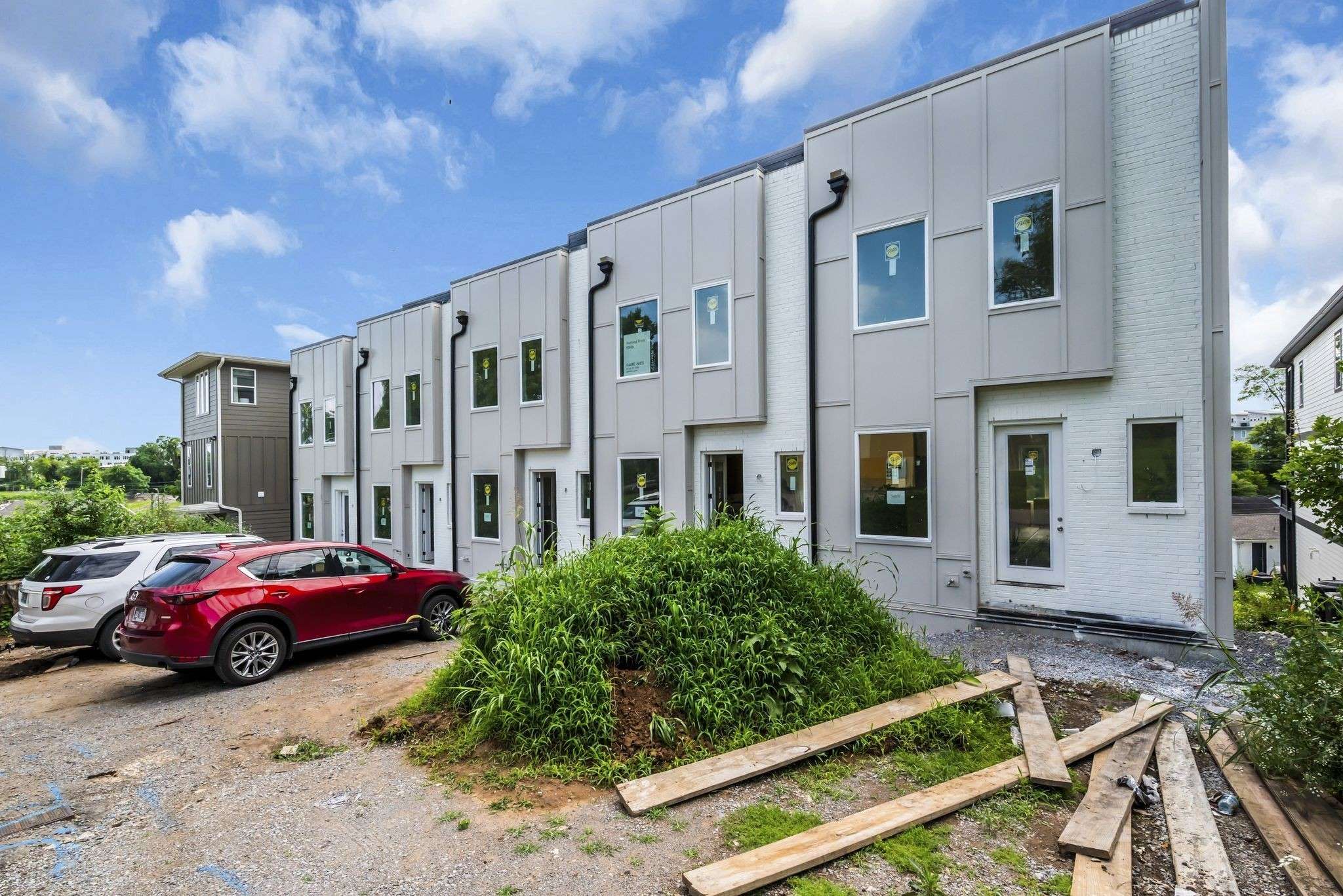 Nashville, TN 37210,1244 1st Ave South #B