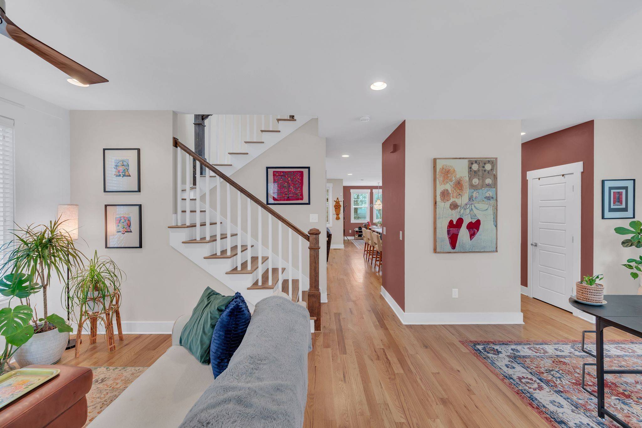 Nashville, TN 37210,100 Rose St