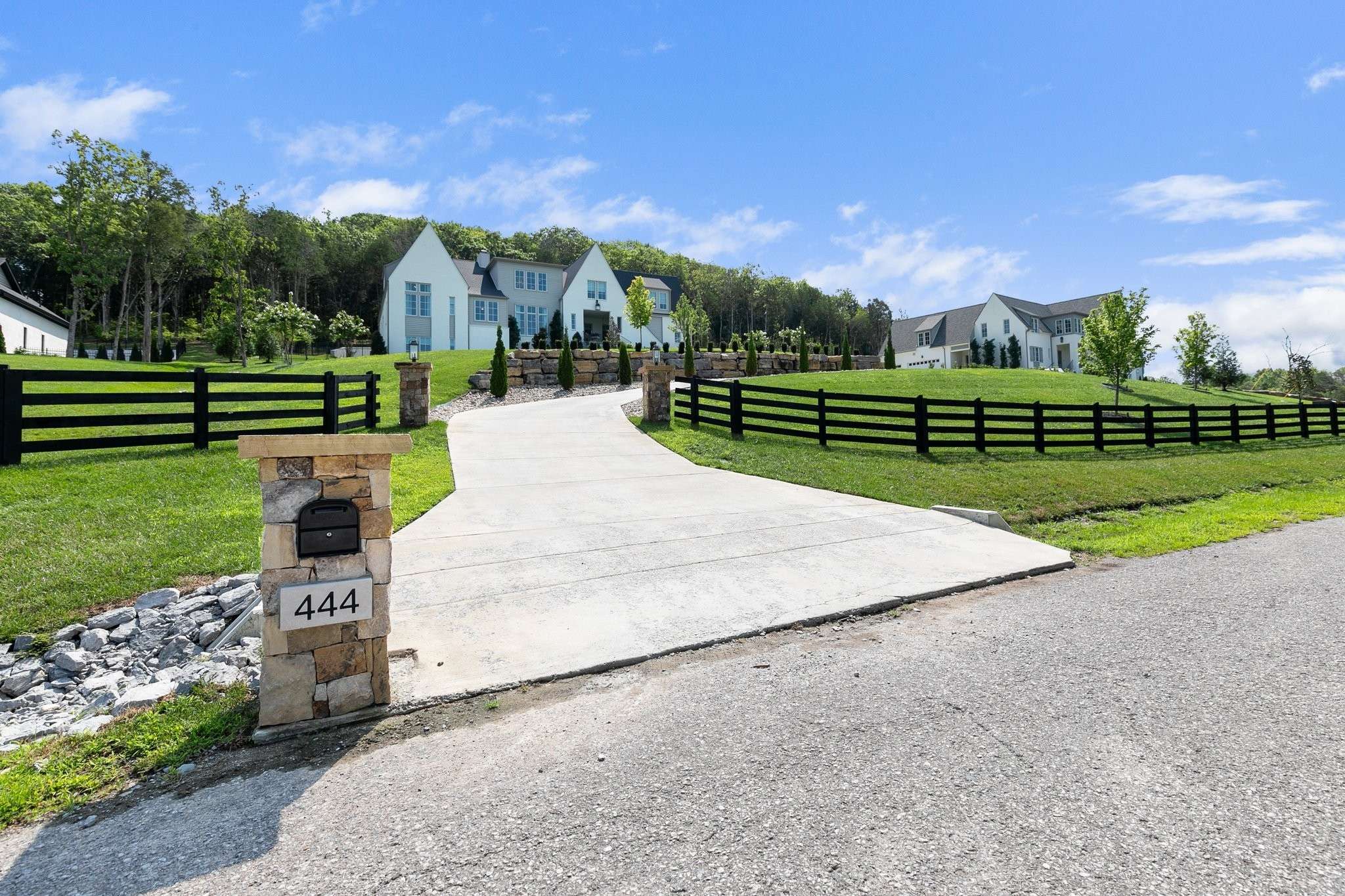 Brentwood, TN 37027,444 Beech Creek Rd #N